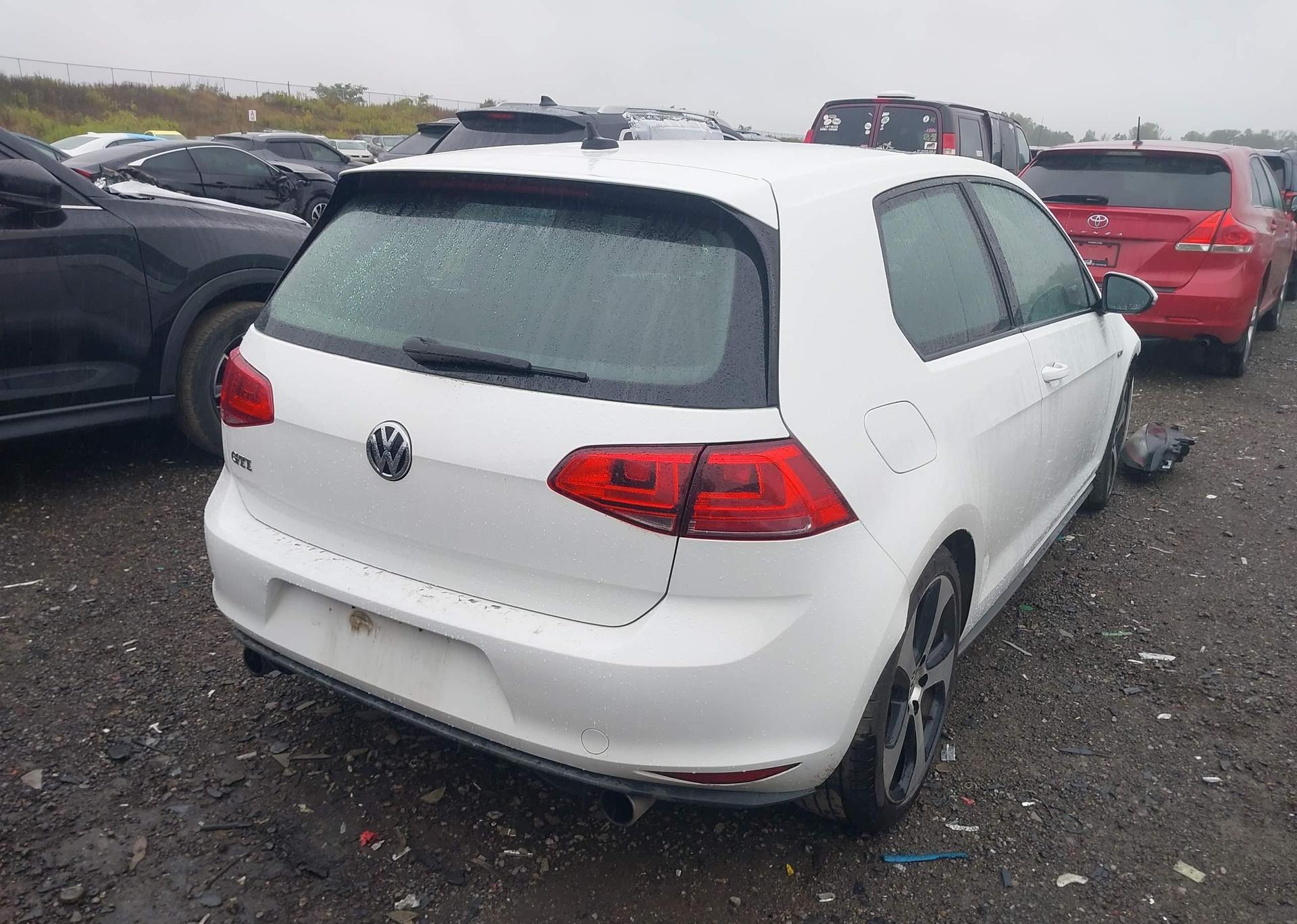 2015 VOLKSWAGEN GOLF GTI 3-DOOR