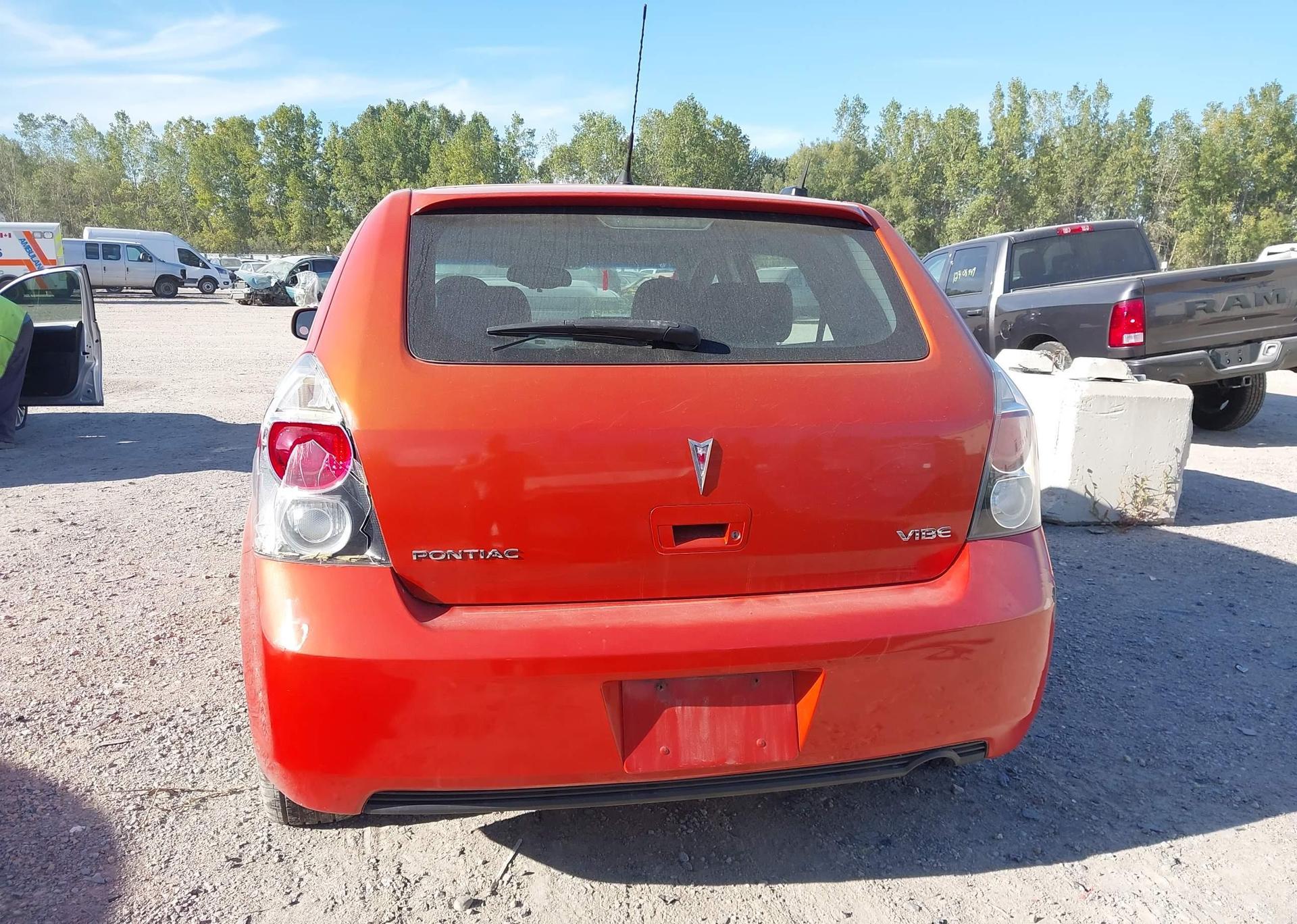 2010 PONTIAC VIBE