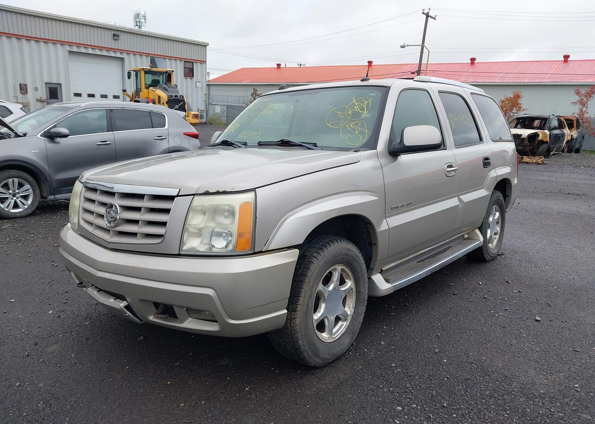 2005 CADILLAC ESCALADE STANDARD