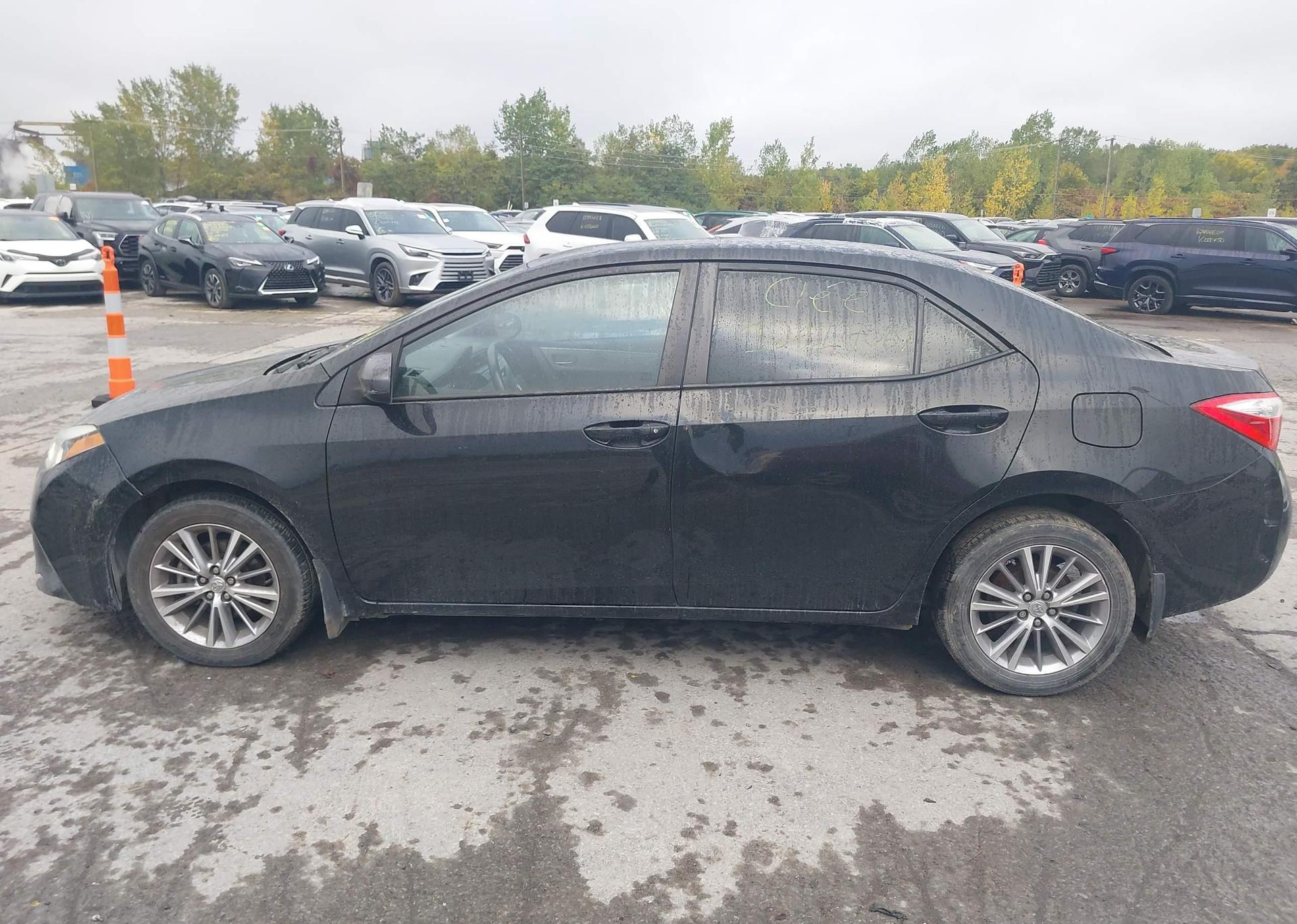 2015 TOYOTA COROLLA LE