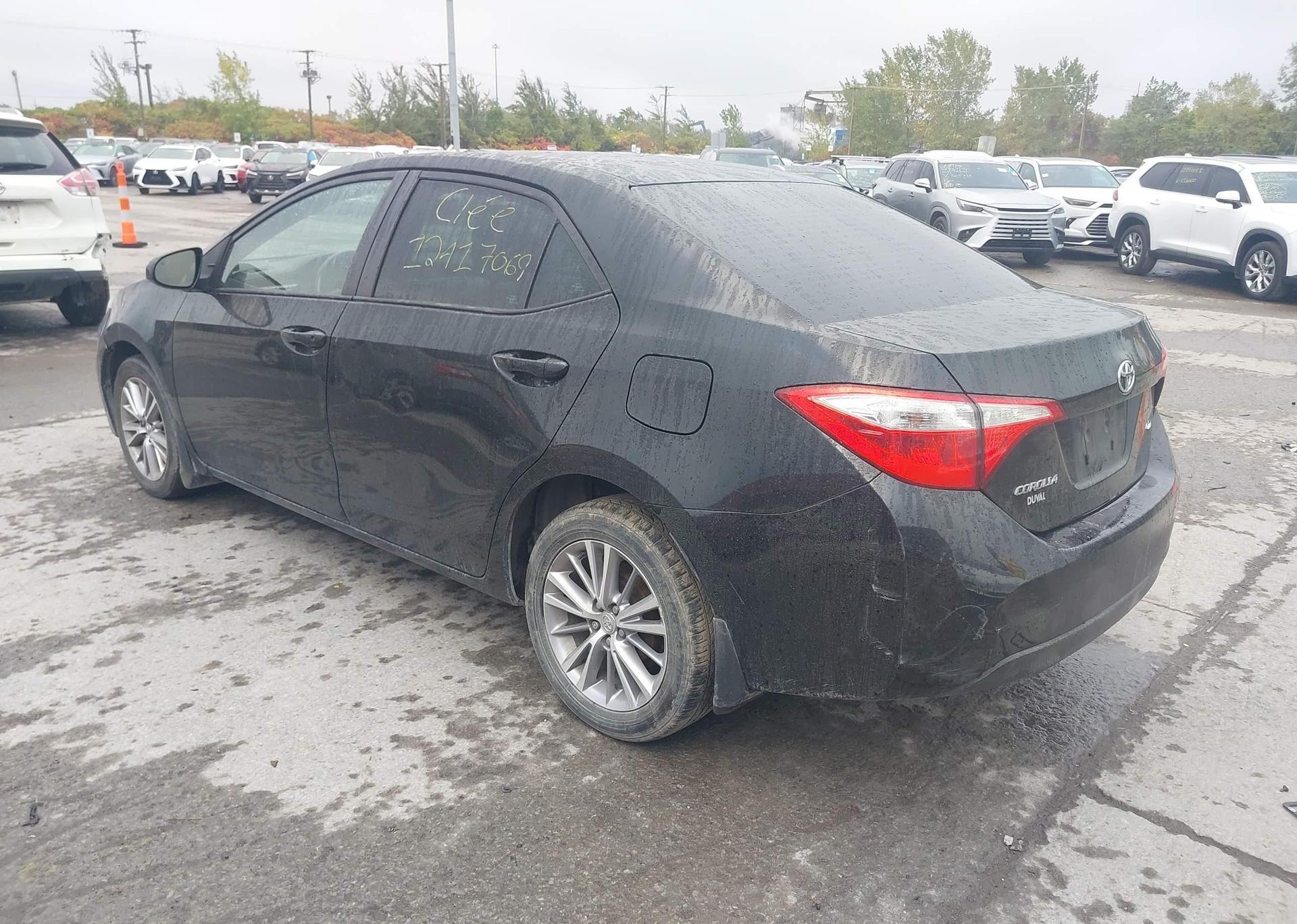 2015 TOYOTA COROLLA LE