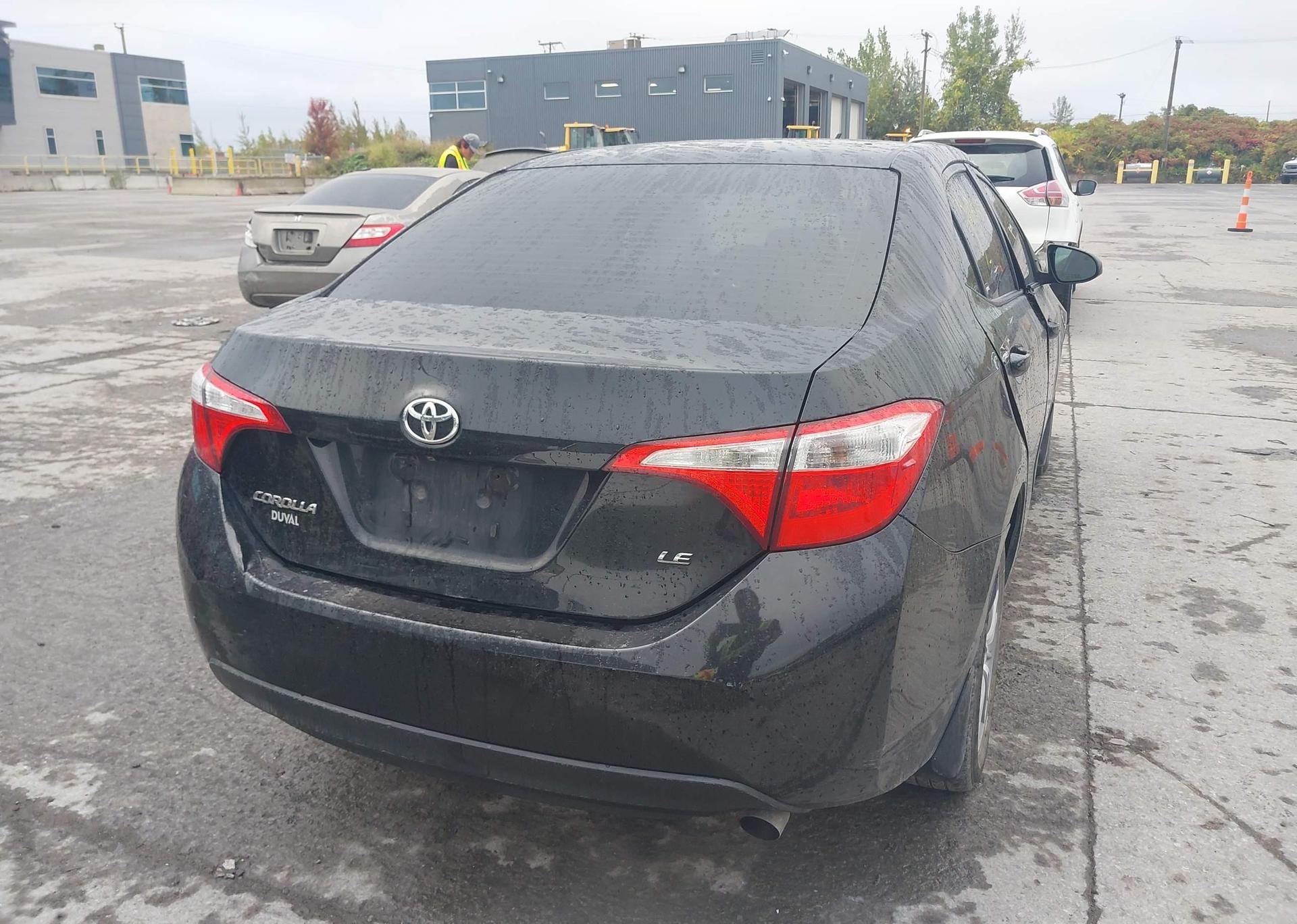 2015 TOYOTA COROLLA LE