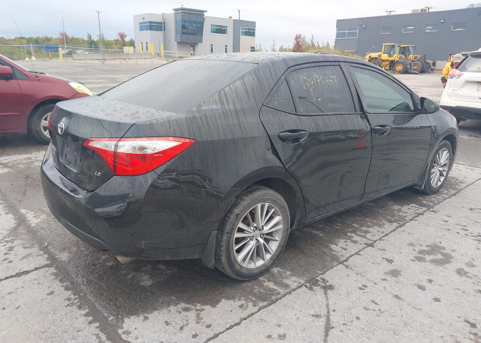 2015 TOYOTA COROLLA LE