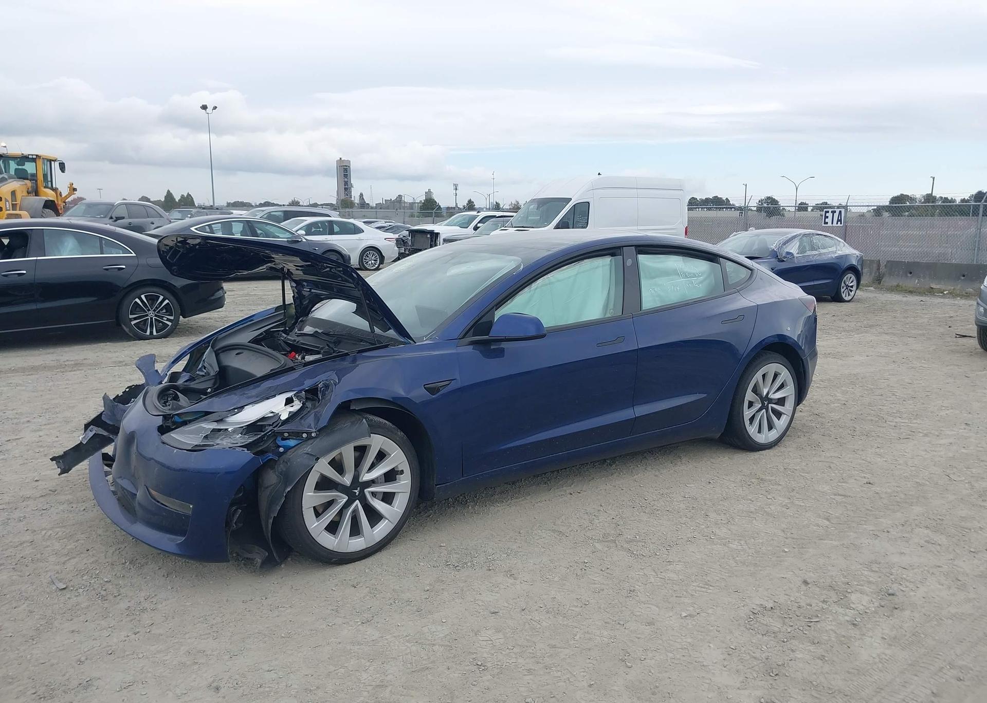 2022 TESLA MODEL 3