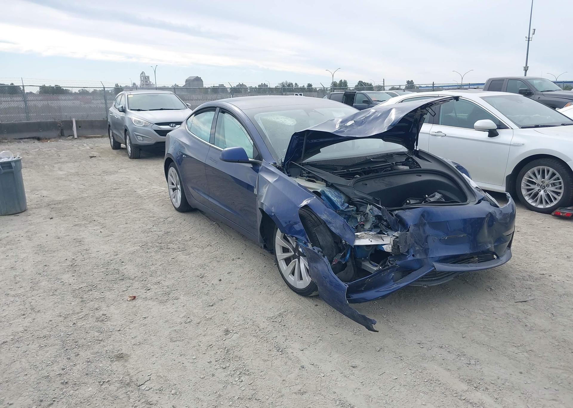 2022 TESLA MODEL 3