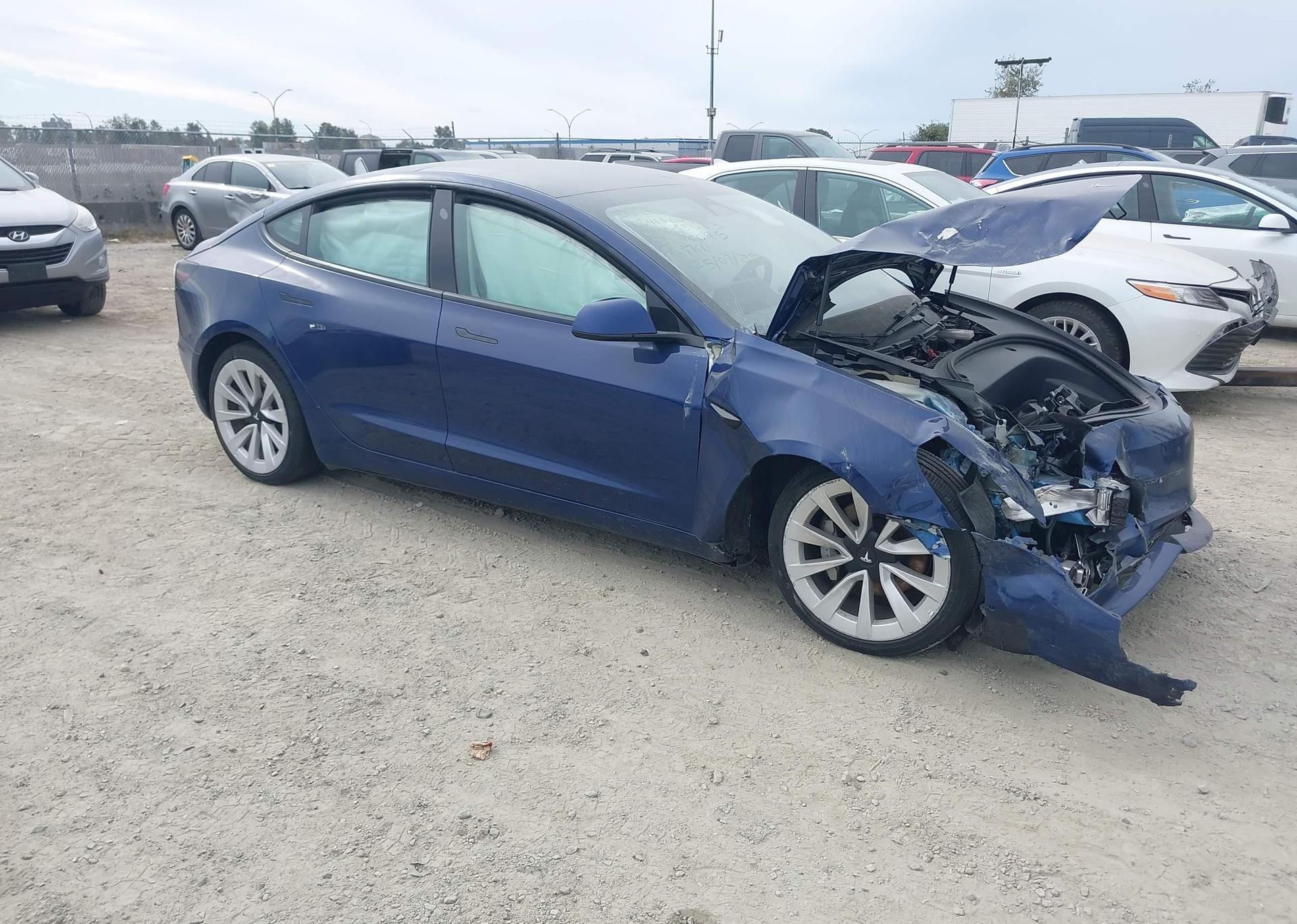 2022 TESLA MODEL 3