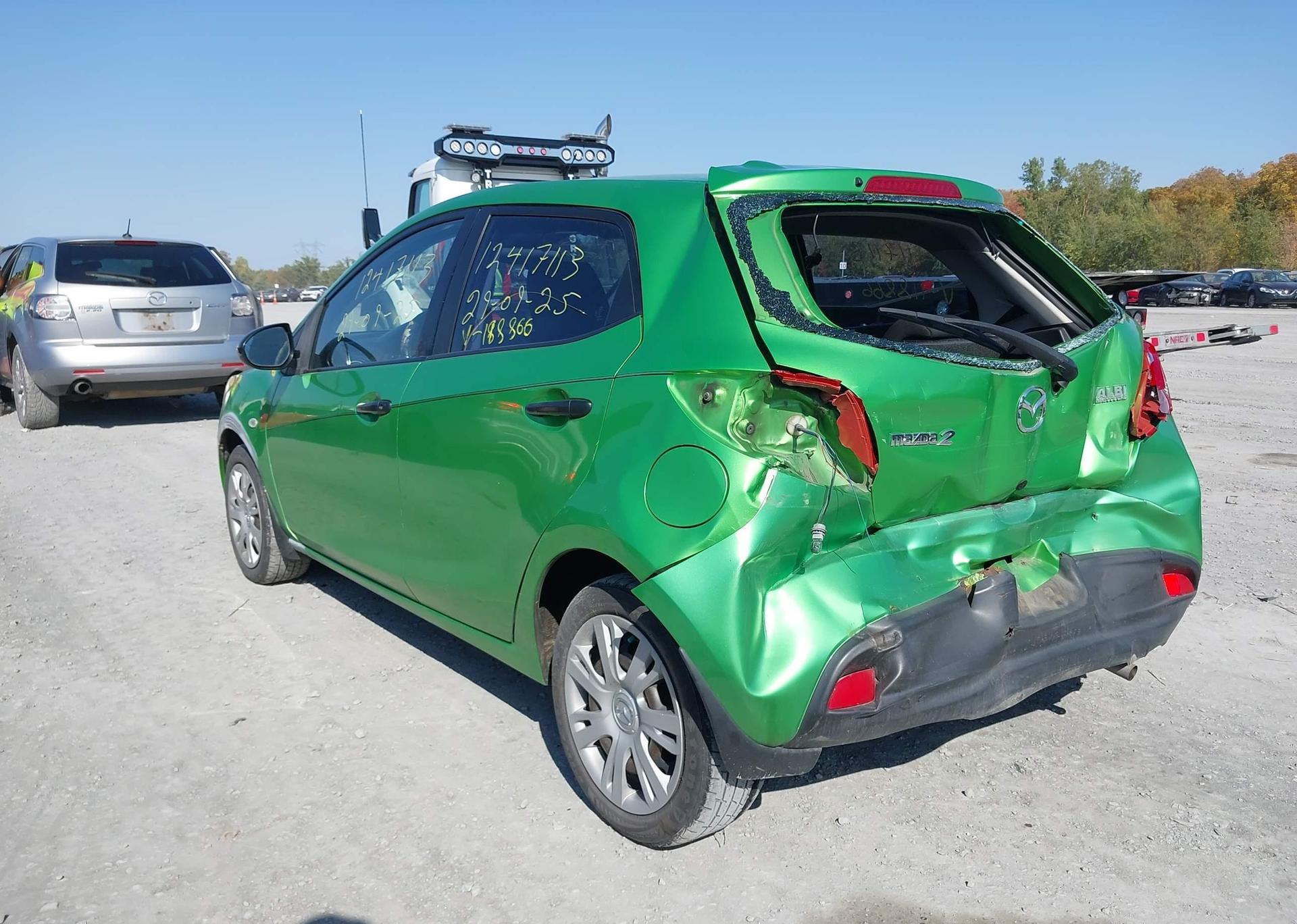 2011 MAZDA MAZDA2