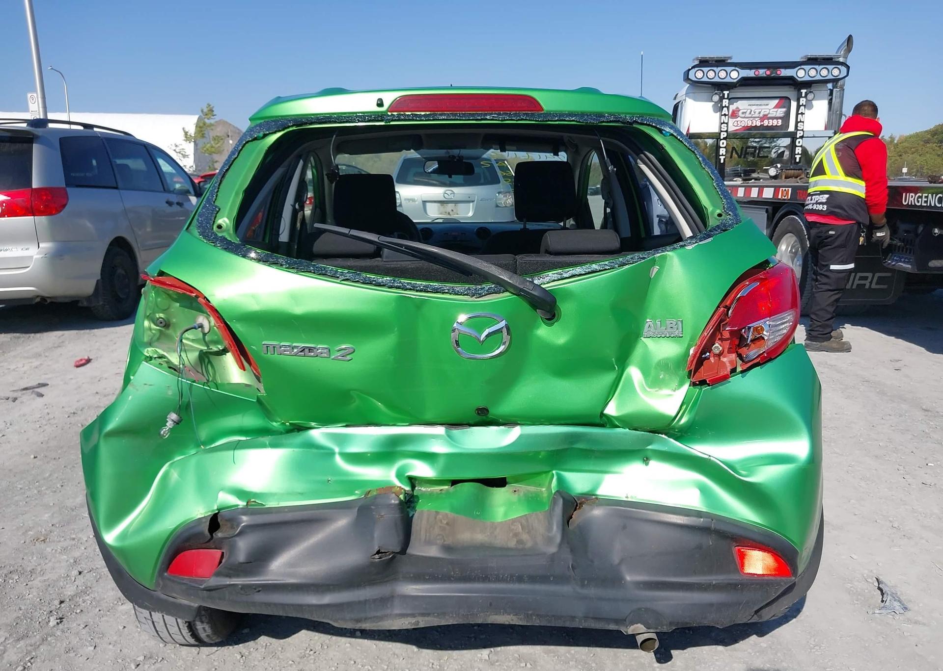 2011 MAZDA MAZDA2