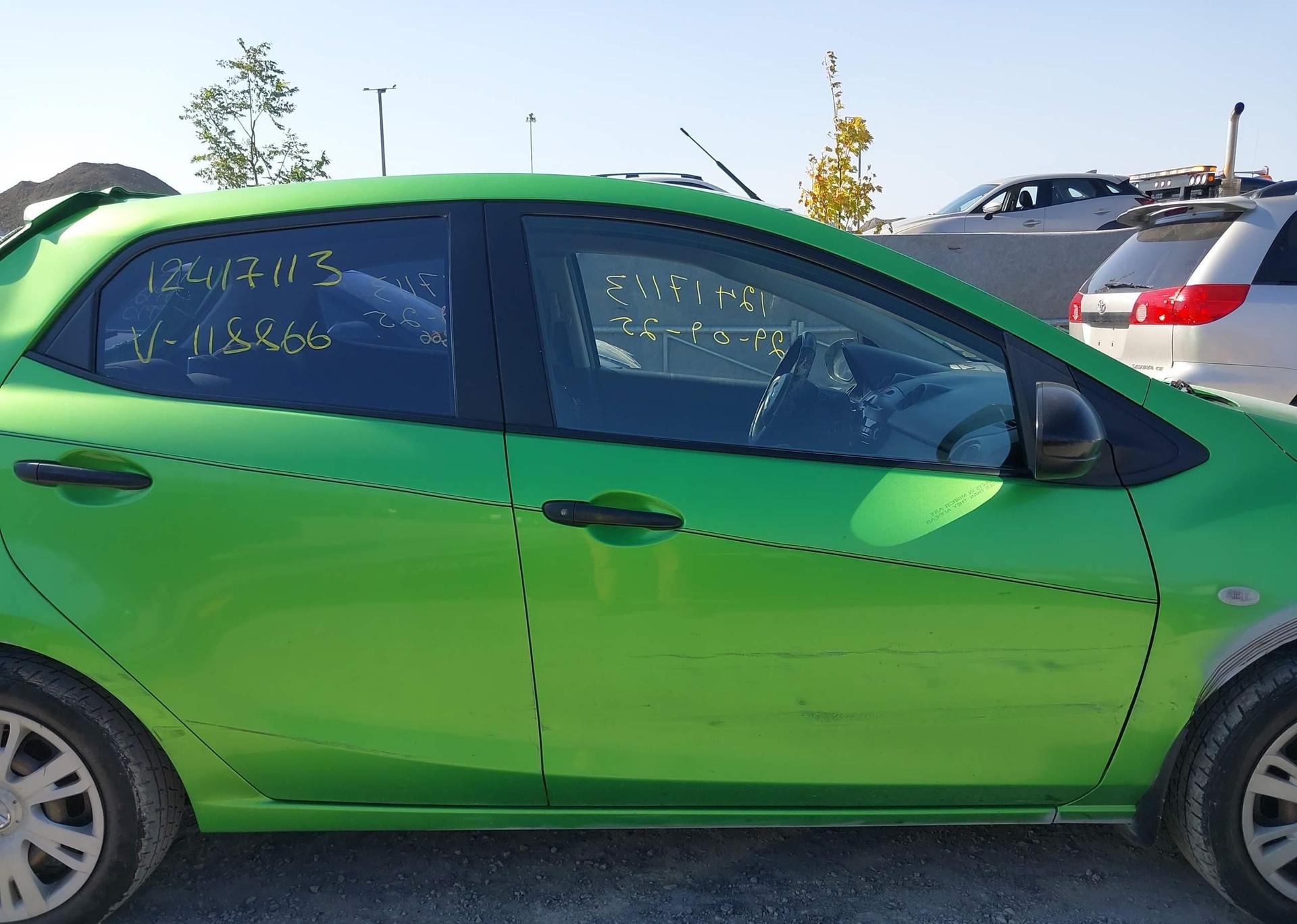 2011 MAZDA MAZDA2