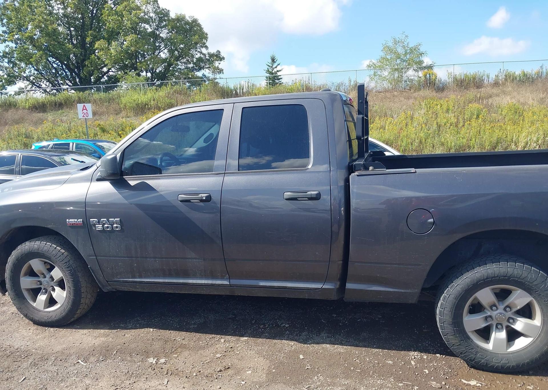 2016 RAM 1500 ST