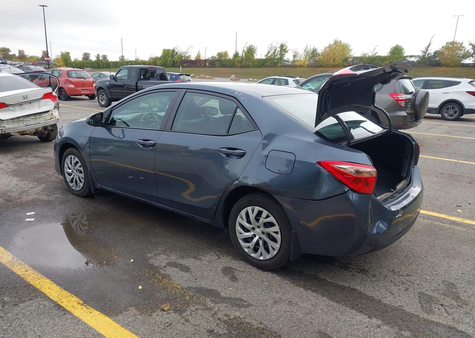 2017 TOYOTA COROLLA