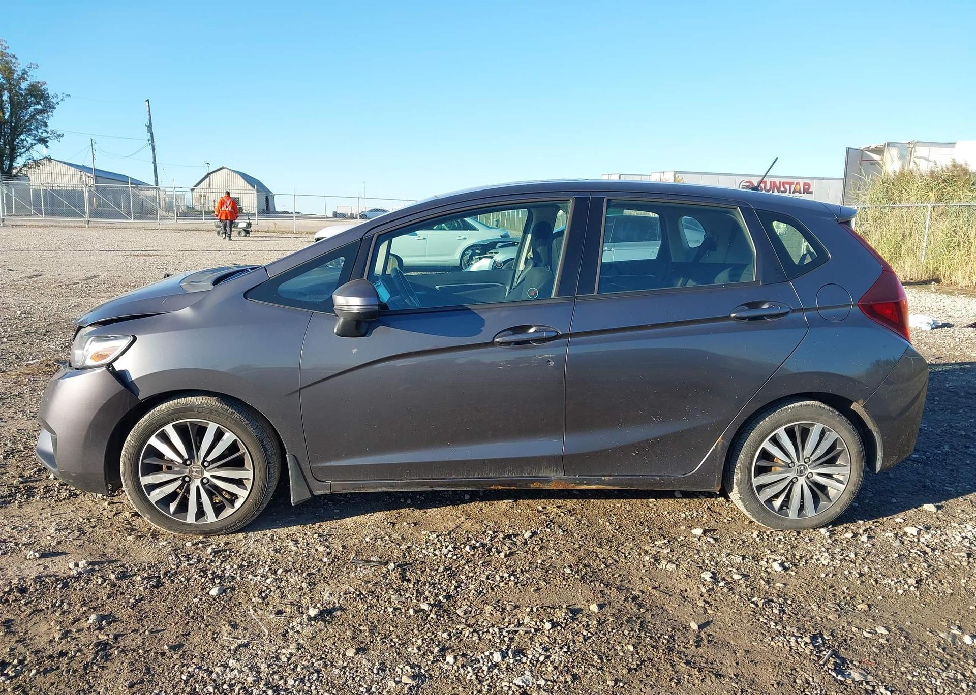 2017 HONDA FIT EX