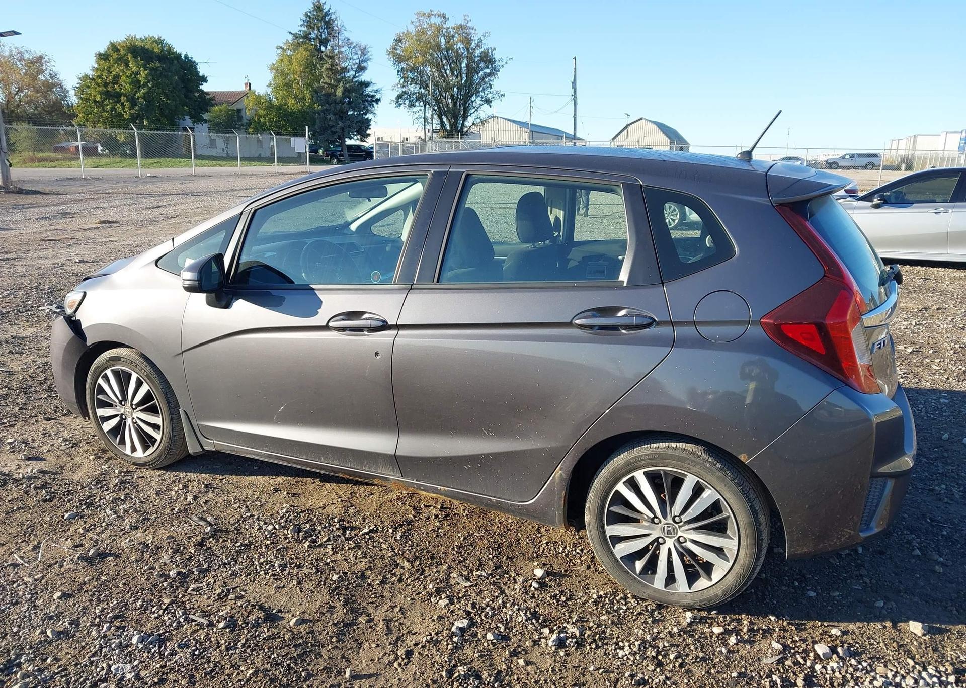 2017 HONDA FIT EX