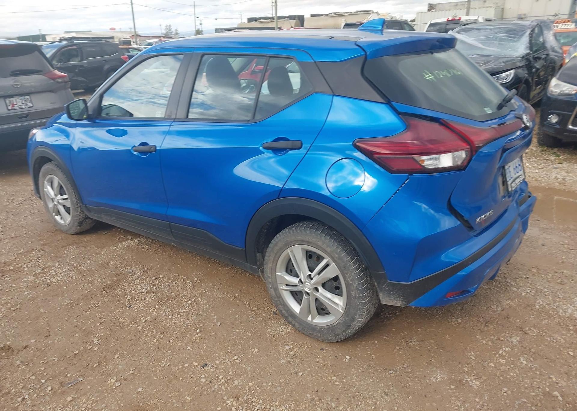 2021 NISSAN KICKS S