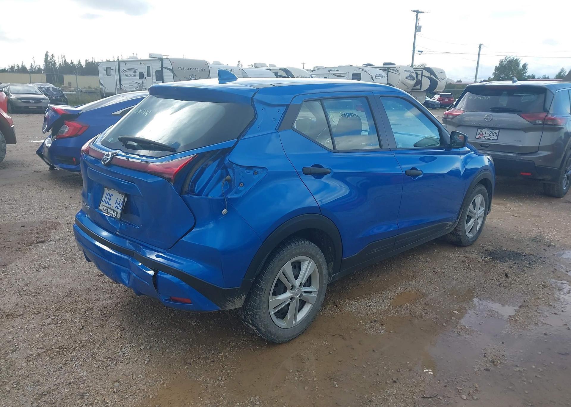 2021 NISSAN KICKS S