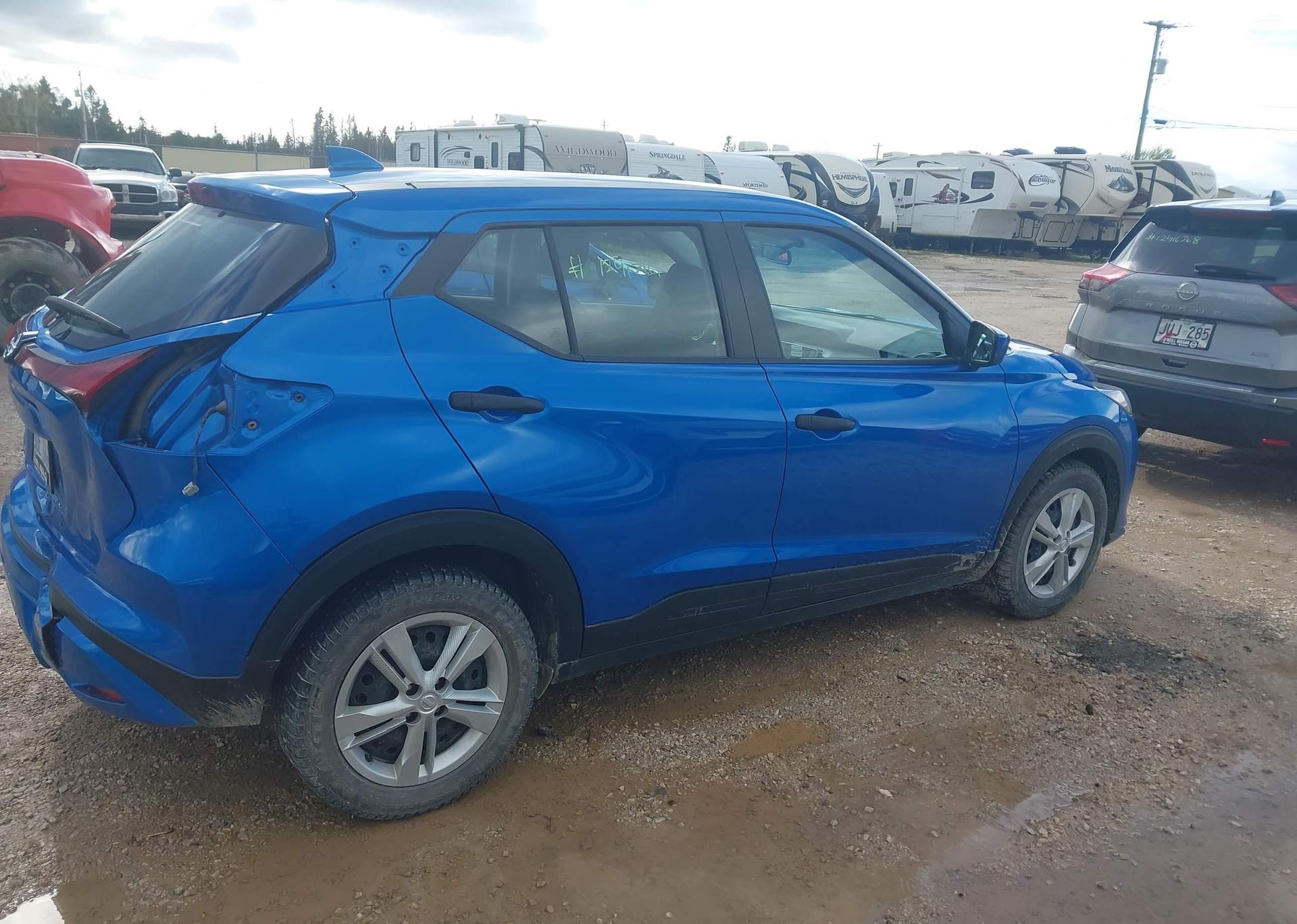 2021 NISSAN KICKS S