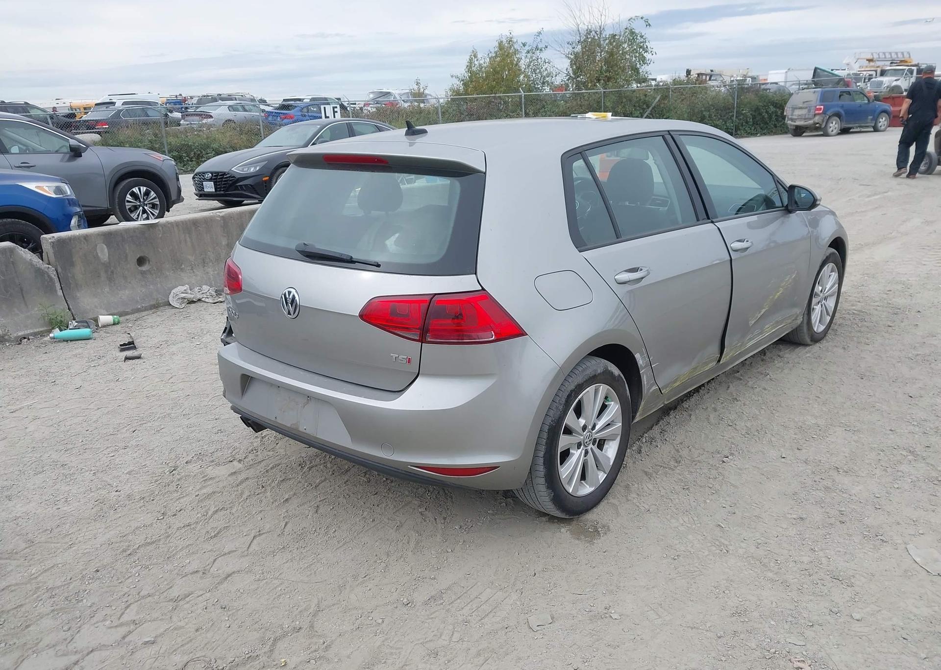 2017 VOLKSWAGEN GOLF S