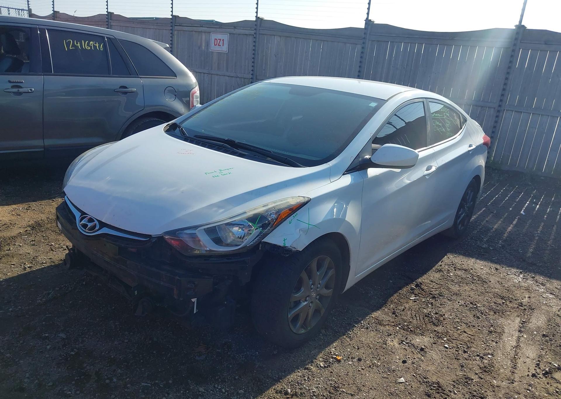 2016 HYUNDAI ELANTRA SE