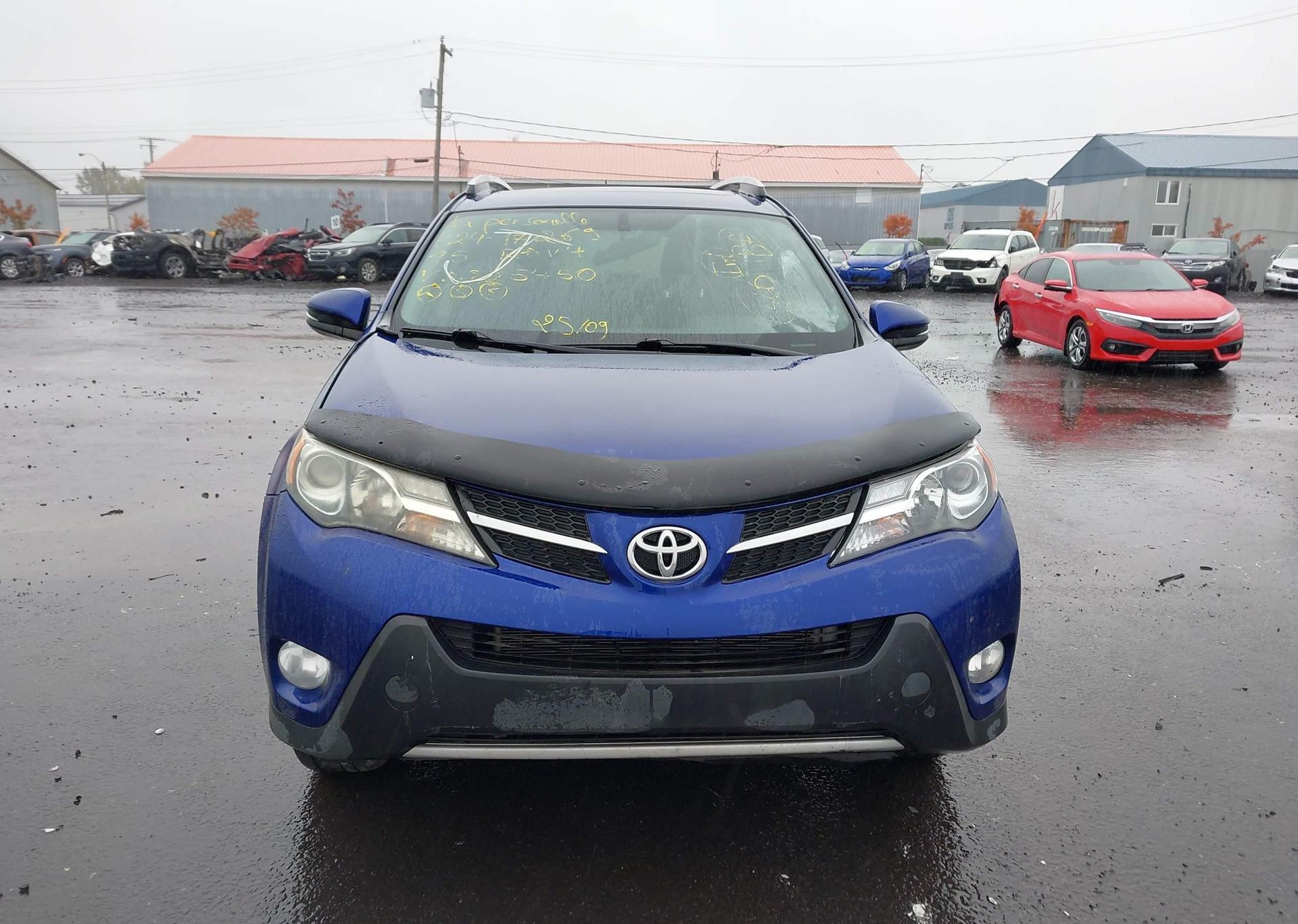 2015 TOYOTA RAV4 XLE