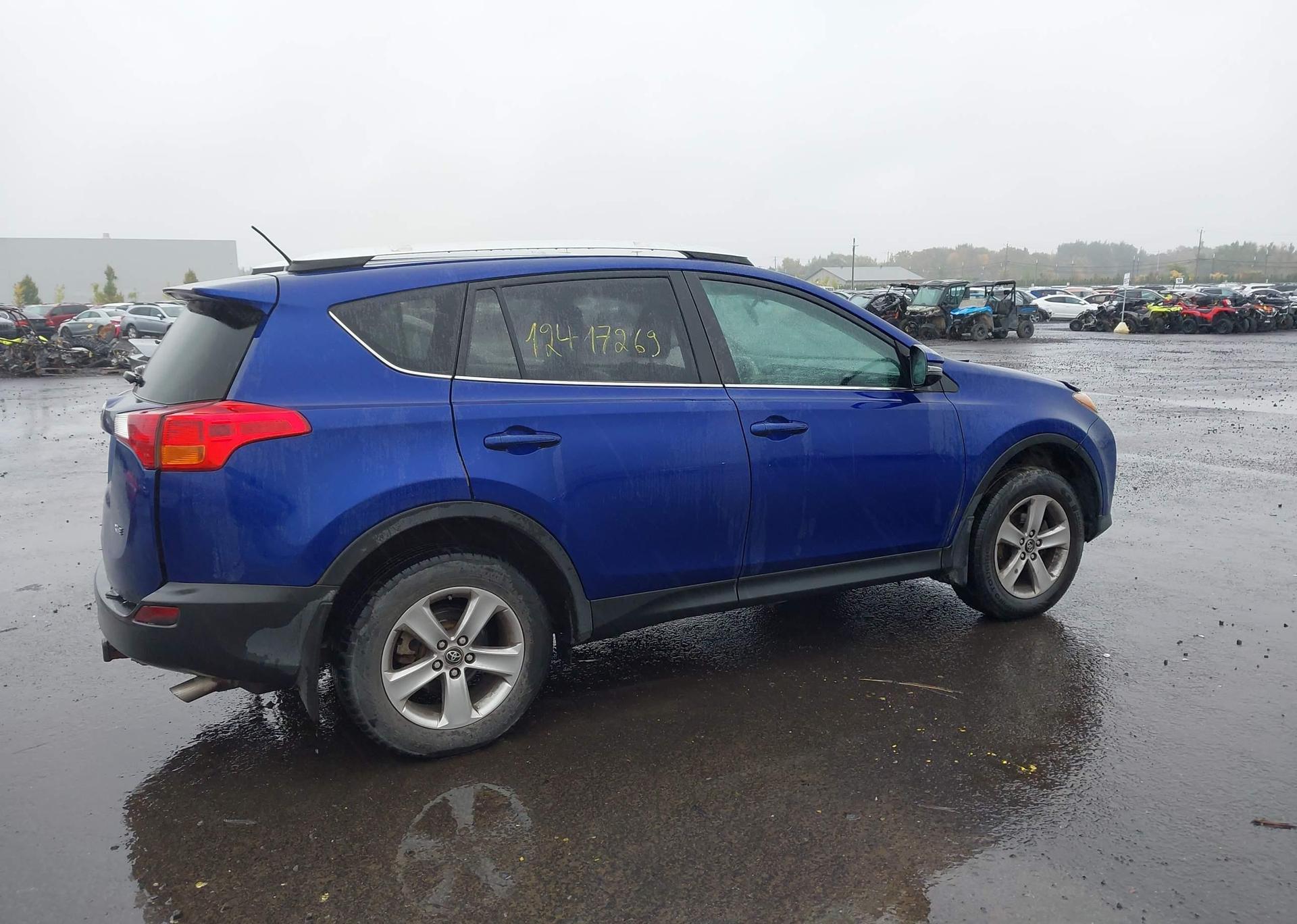 2015 TOYOTA RAV4 XLE
