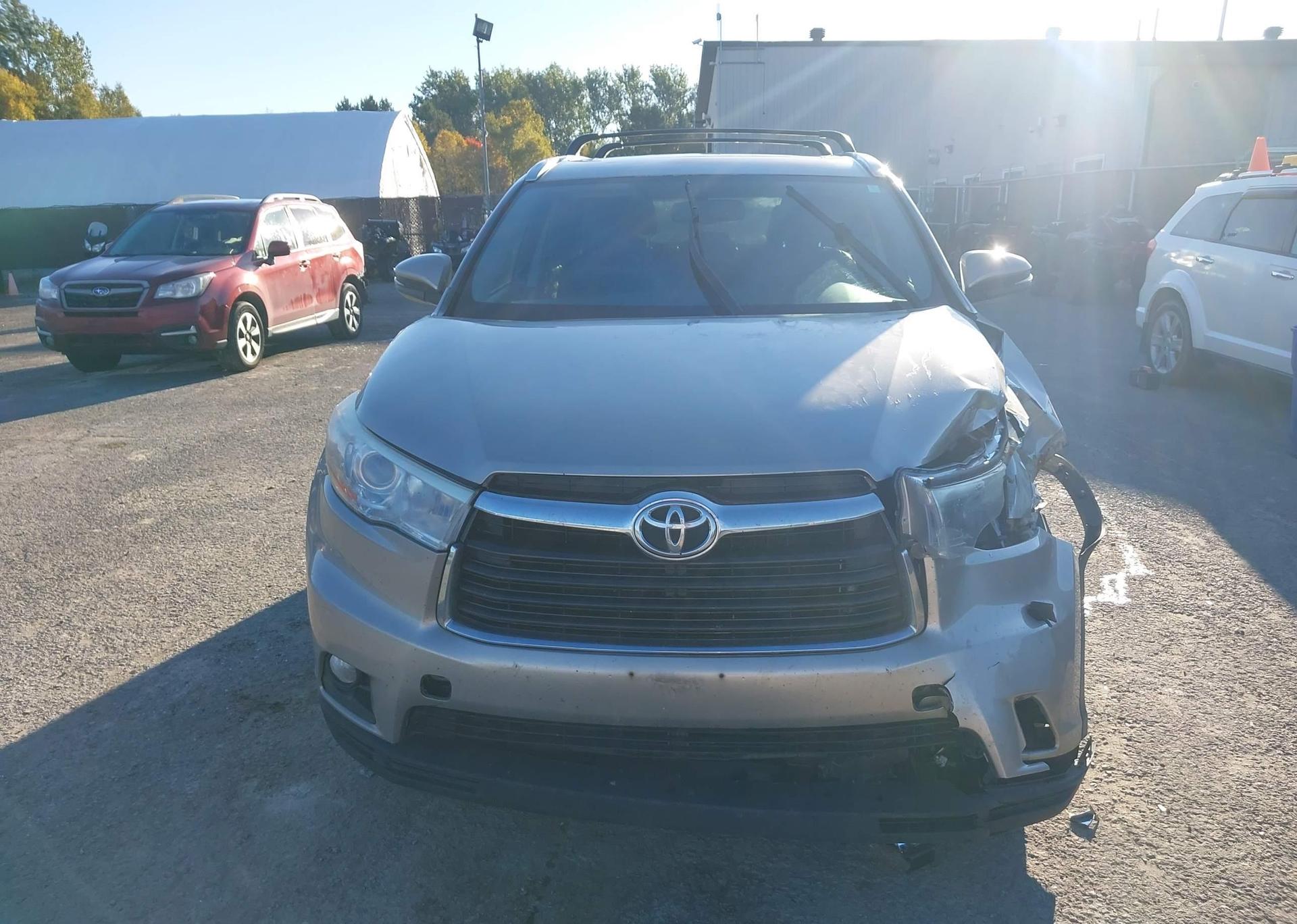 2014 TOYOTA highlander xle