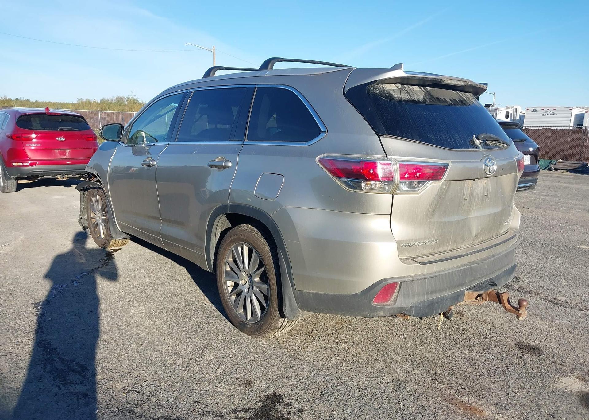 2014 TOYOTA highlander xle