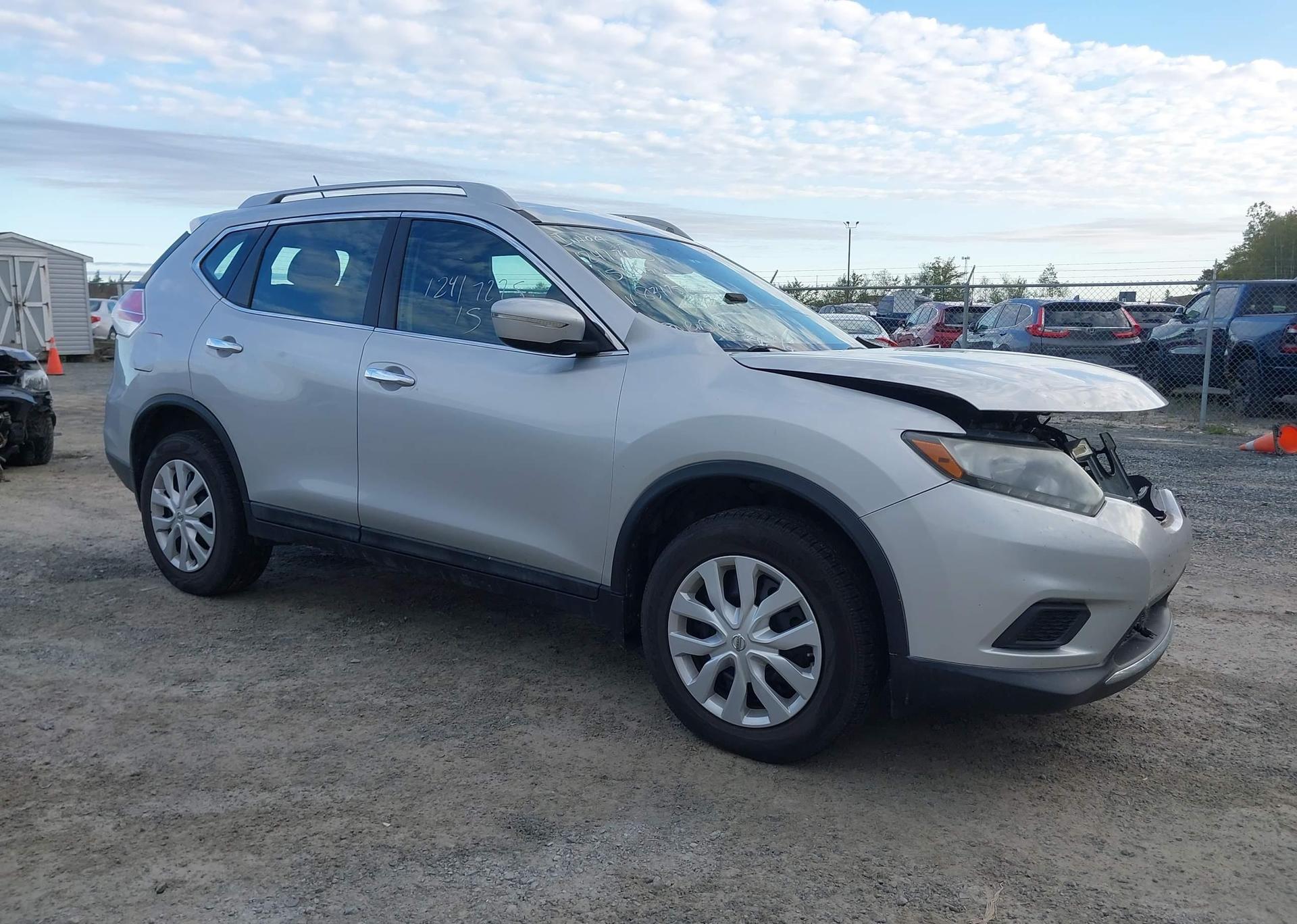 2015 NISSAN ROGUE S