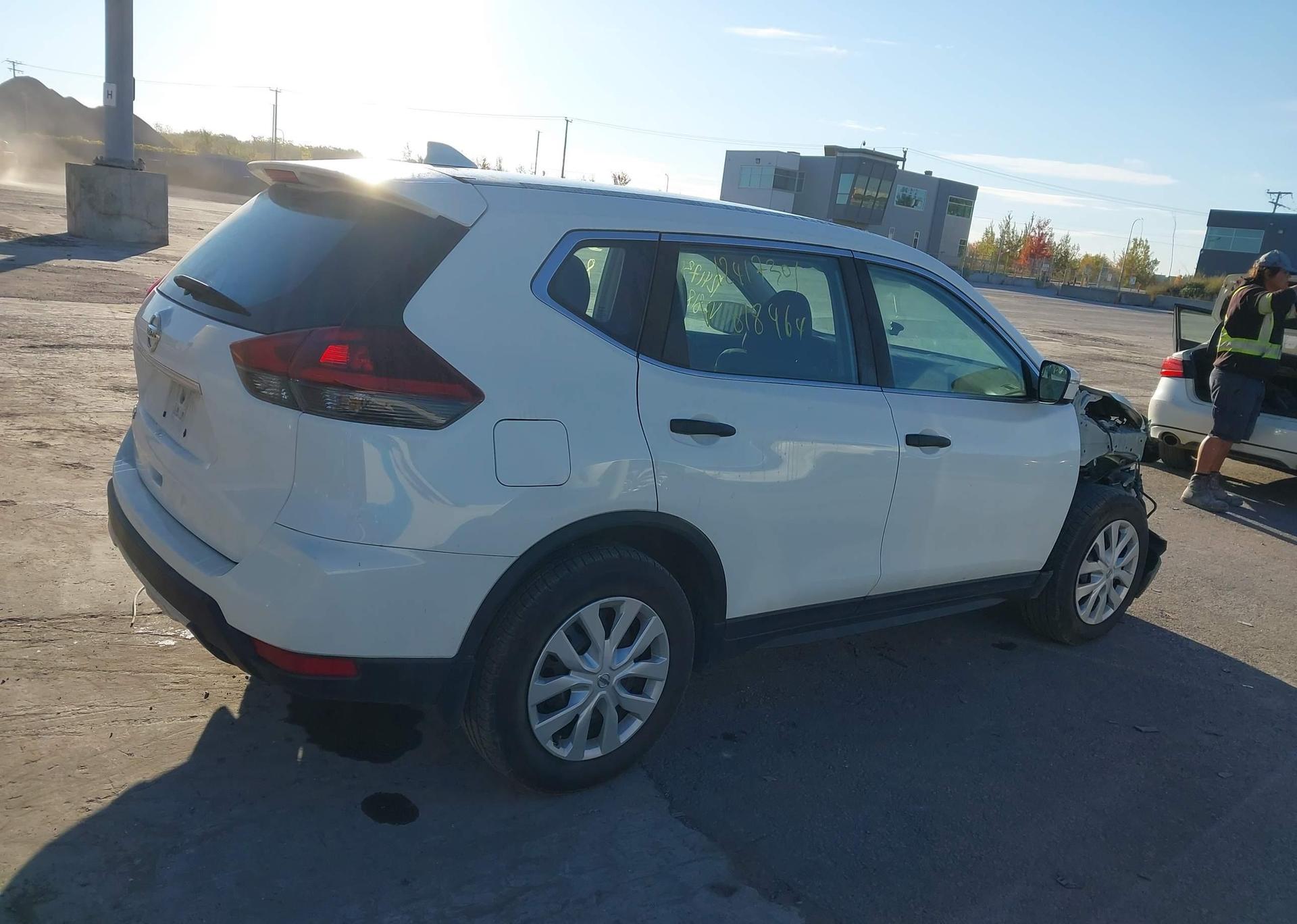 2020 NISSAN ROGUE S