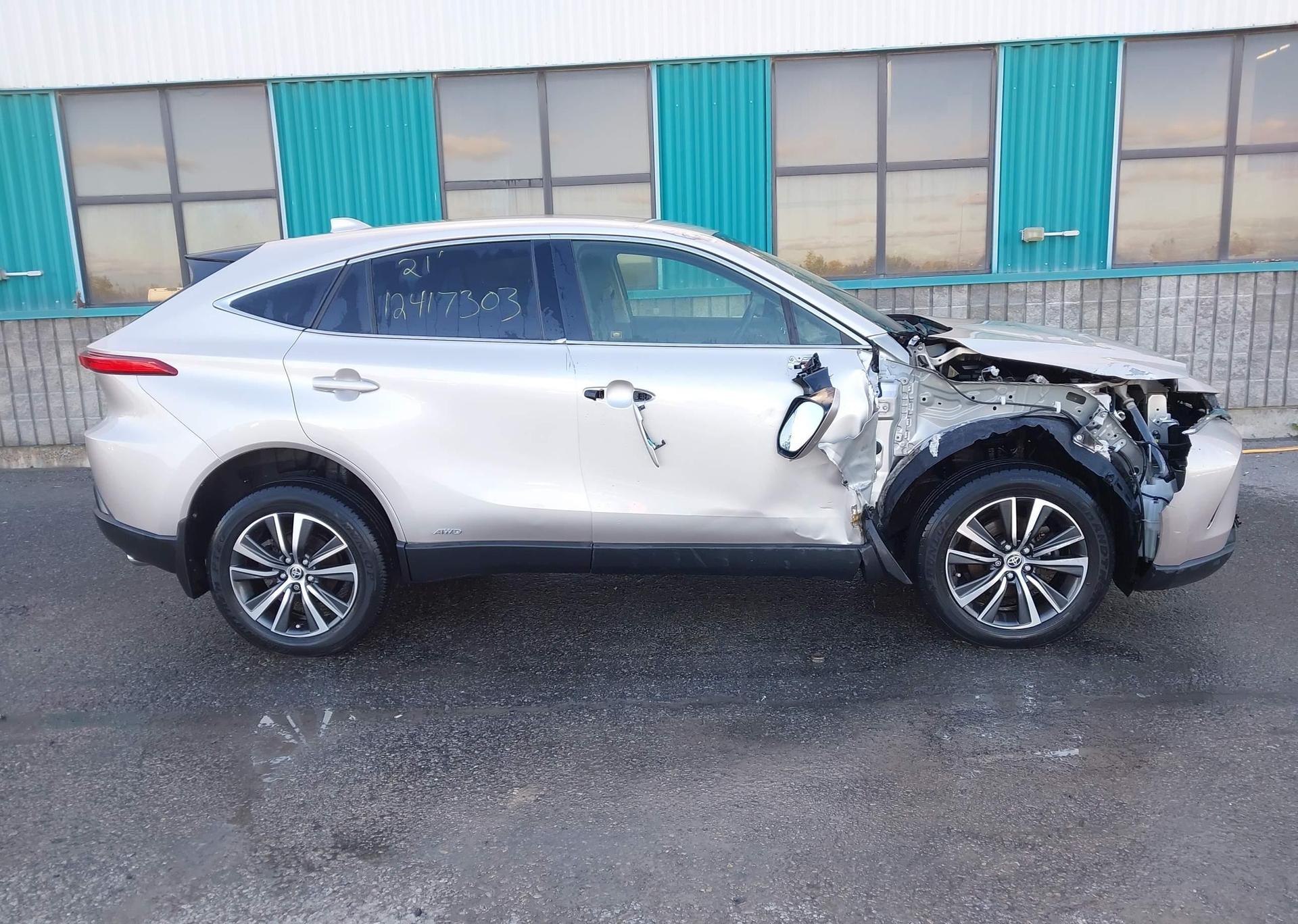 2021 TOYOTA VENZA LE