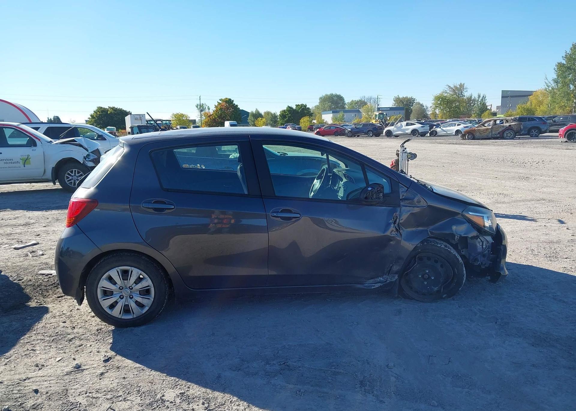 2017 TOYOTA YARIS