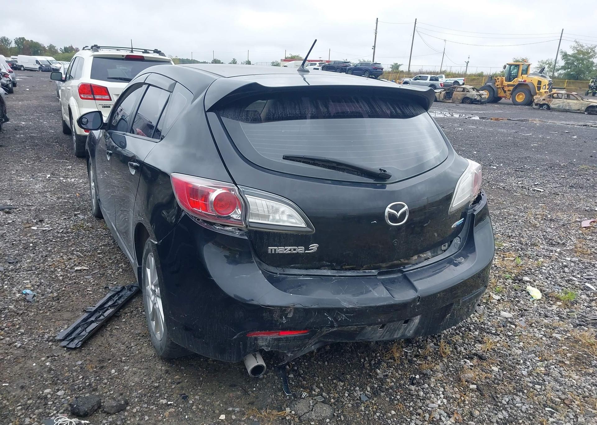 2012 MAZDA MAZDA3 GS-SKY