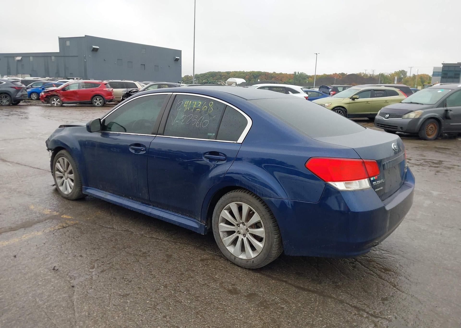 2010 SUBARU LEGACY 3.6R PREMIUM