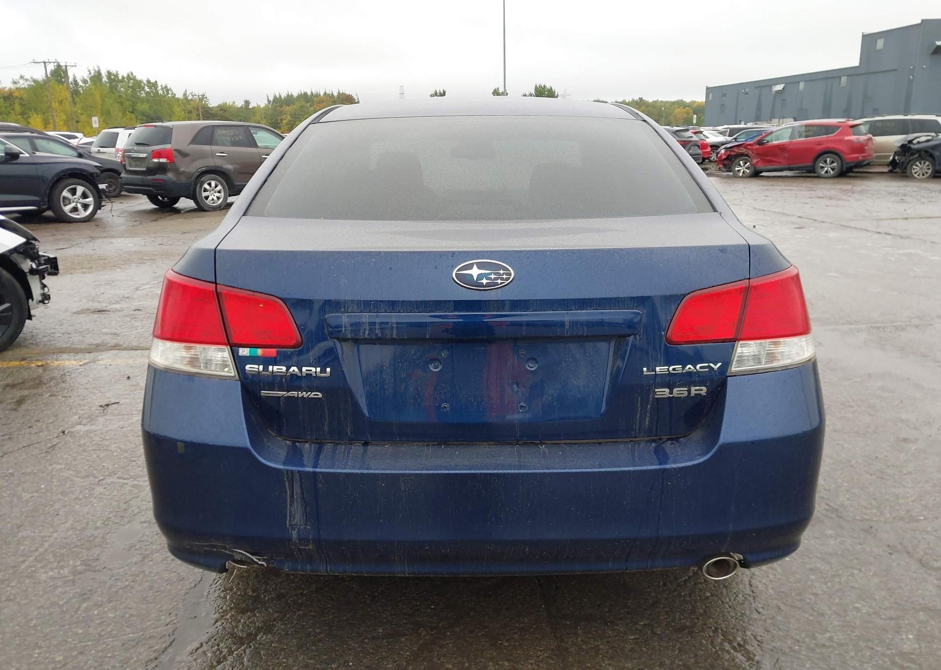 2010 SUBARU LEGACY 3.6R PREMIUM