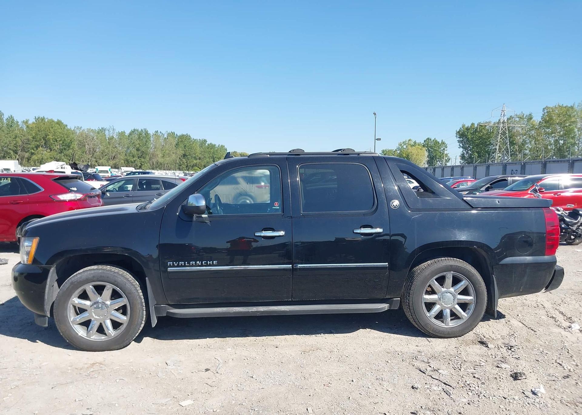 2013 CHEVROLET AVALANCHE