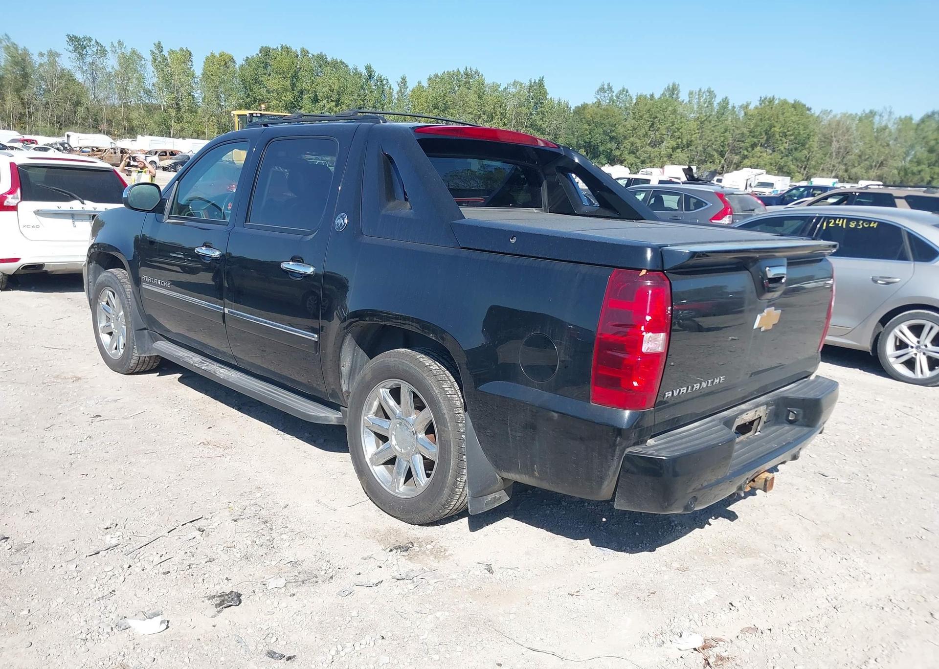2013 CHEVROLET AVALANCHE