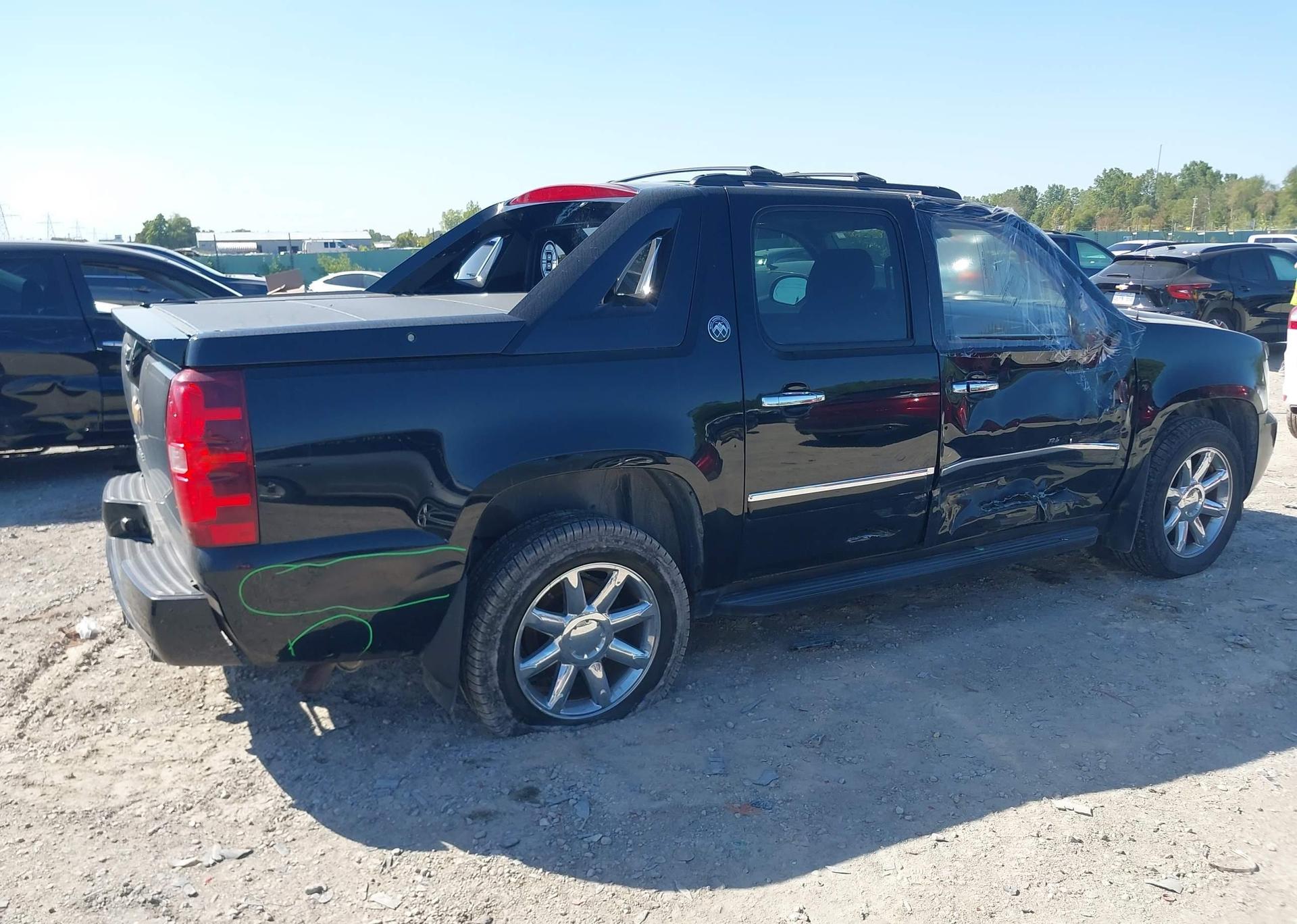2013 CHEVROLET AVALANCHE