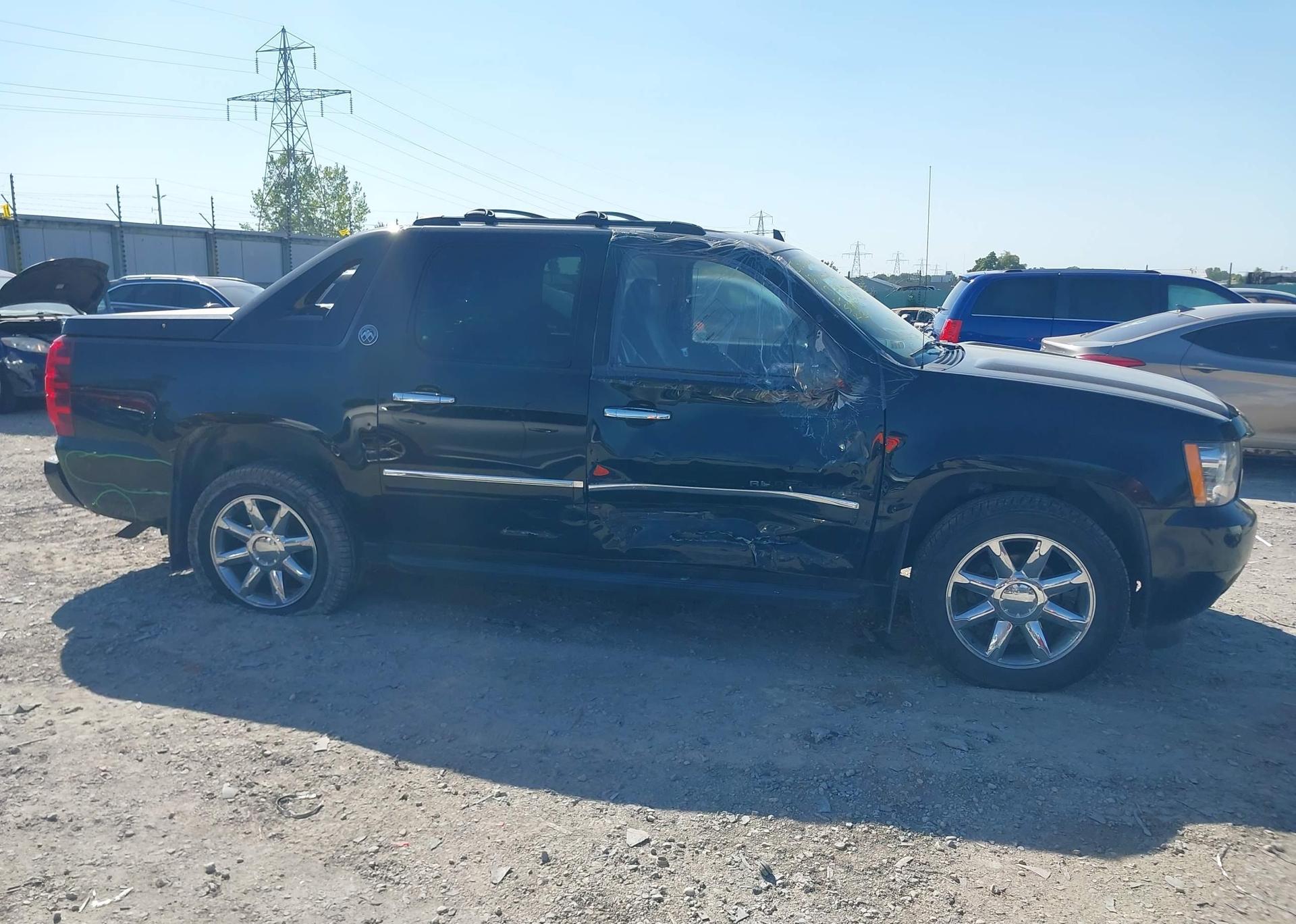 2013 CHEVROLET AVALANCHE