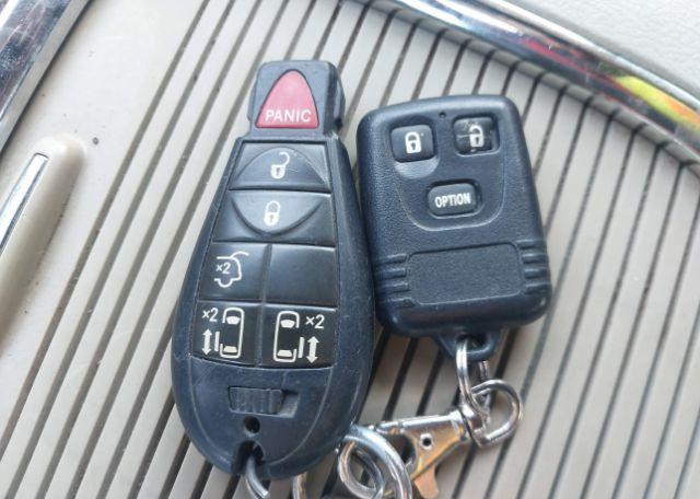 2014 CHRYSLER TOWN & COUNTRY TOURING