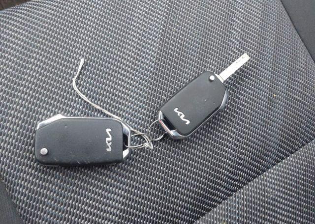 2024 KIA SELTOS LX