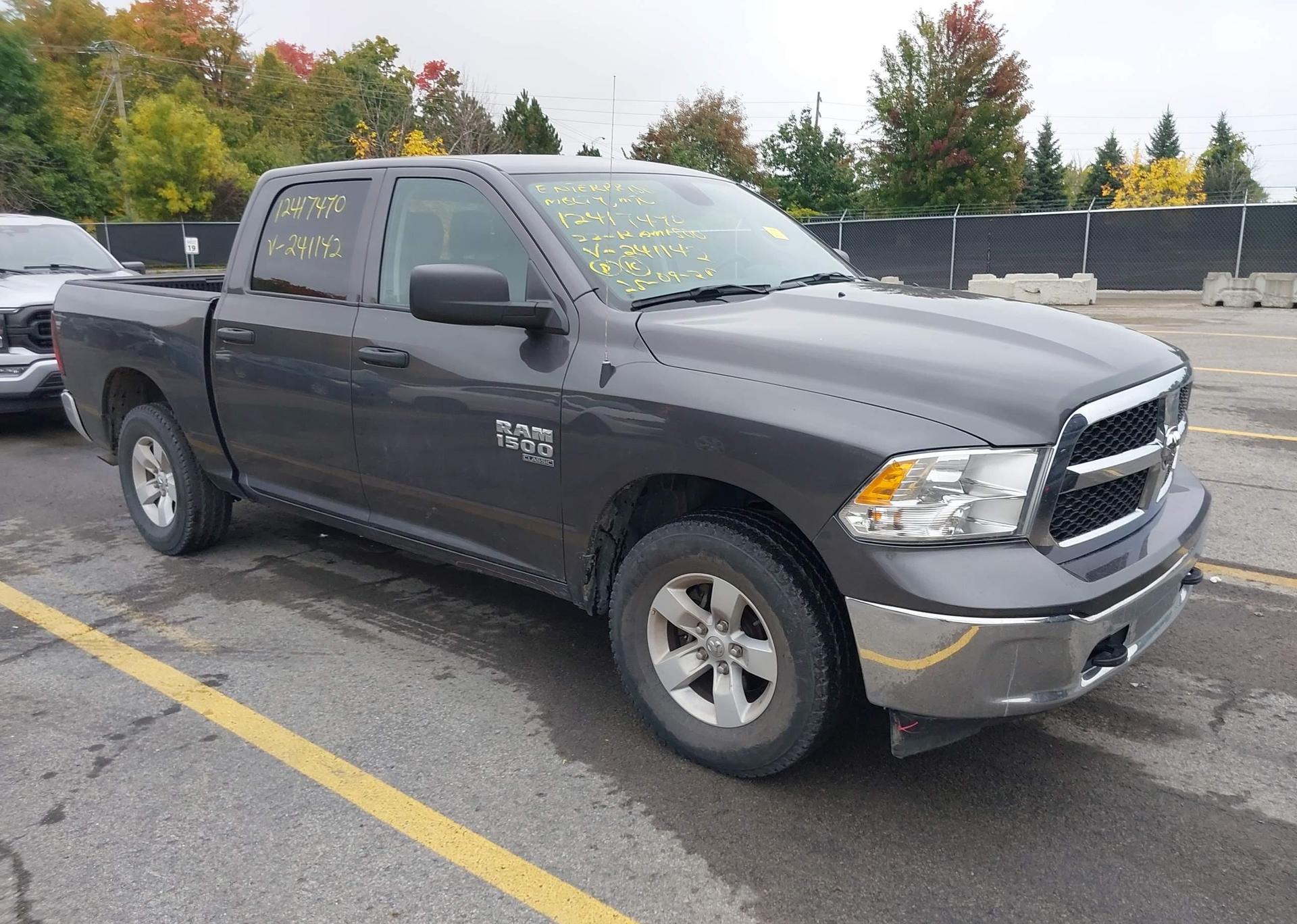 2022 RAM 1500 CLASSIC SLT