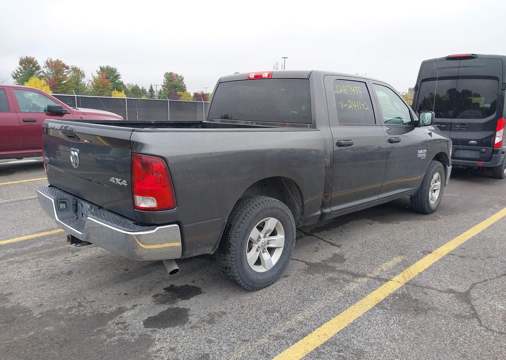 2022 RAM 1500 CLASSIC SLT