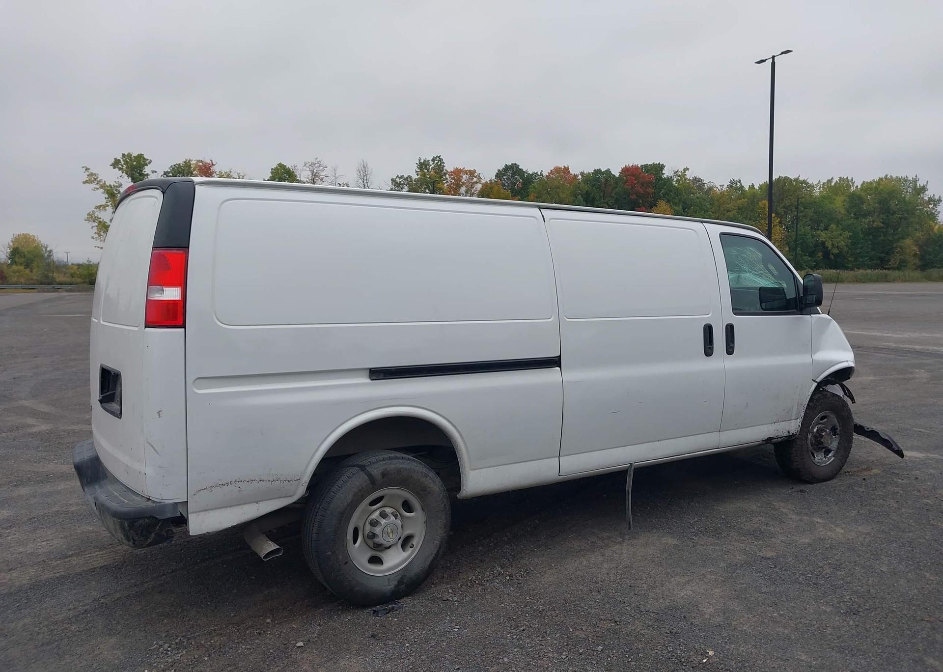 2024 CHEVROLET EXPRESS G2500