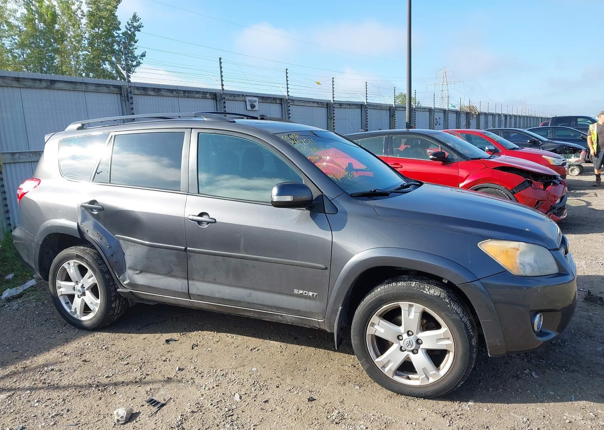 2010 TOYOTA RAV4 SPORT V6