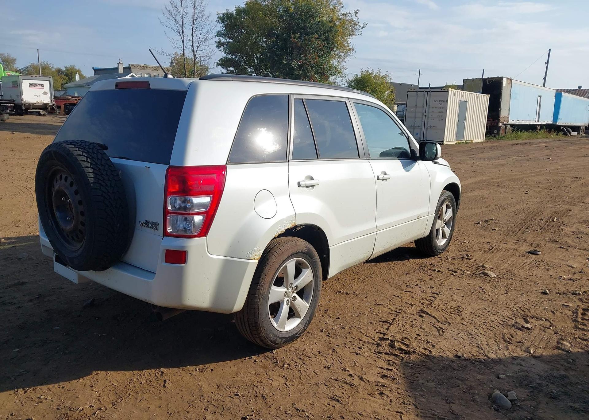 2010 SUZUKI GRAND VITARA