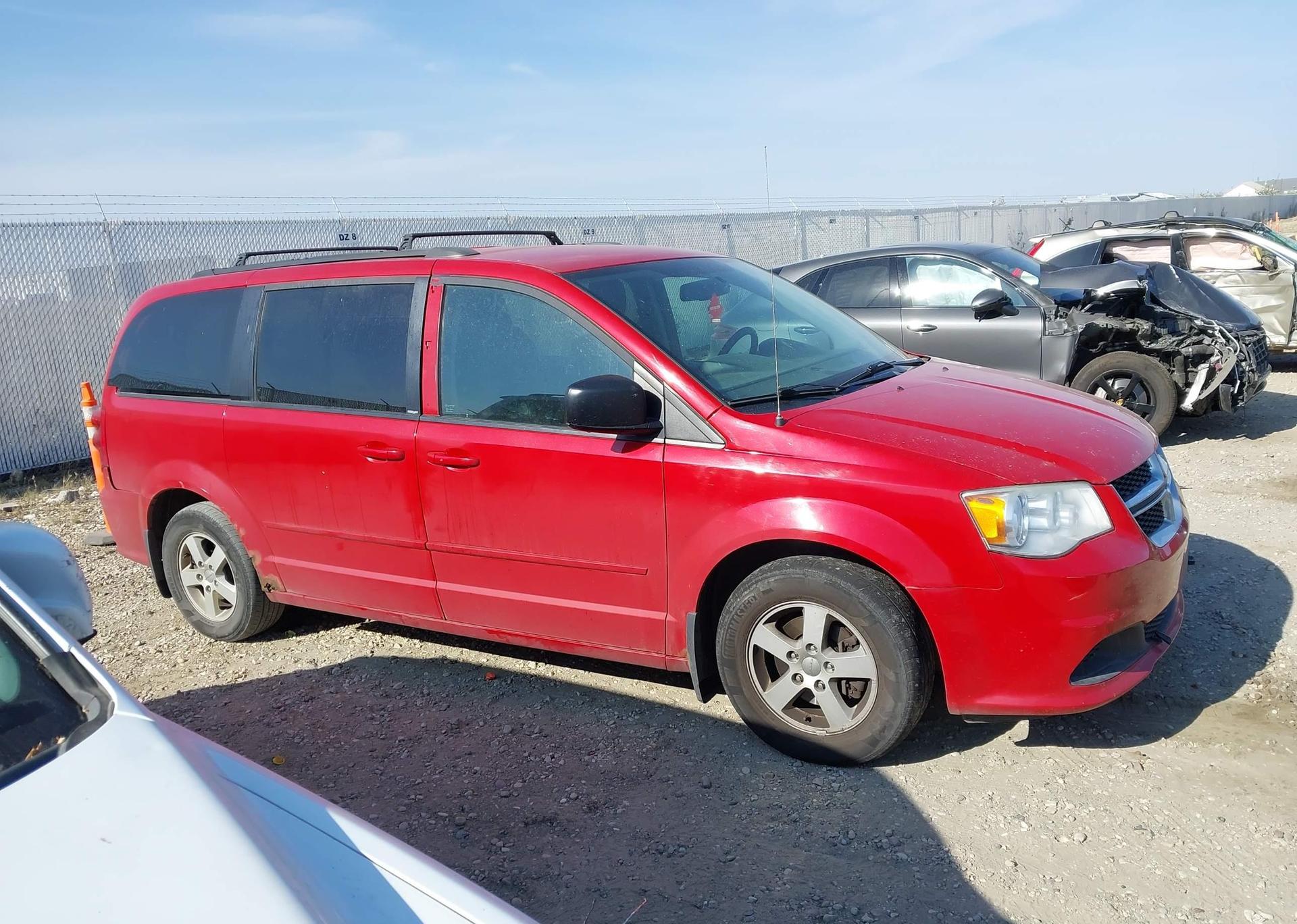 2012 DODGE GRAND CARAVAN SE