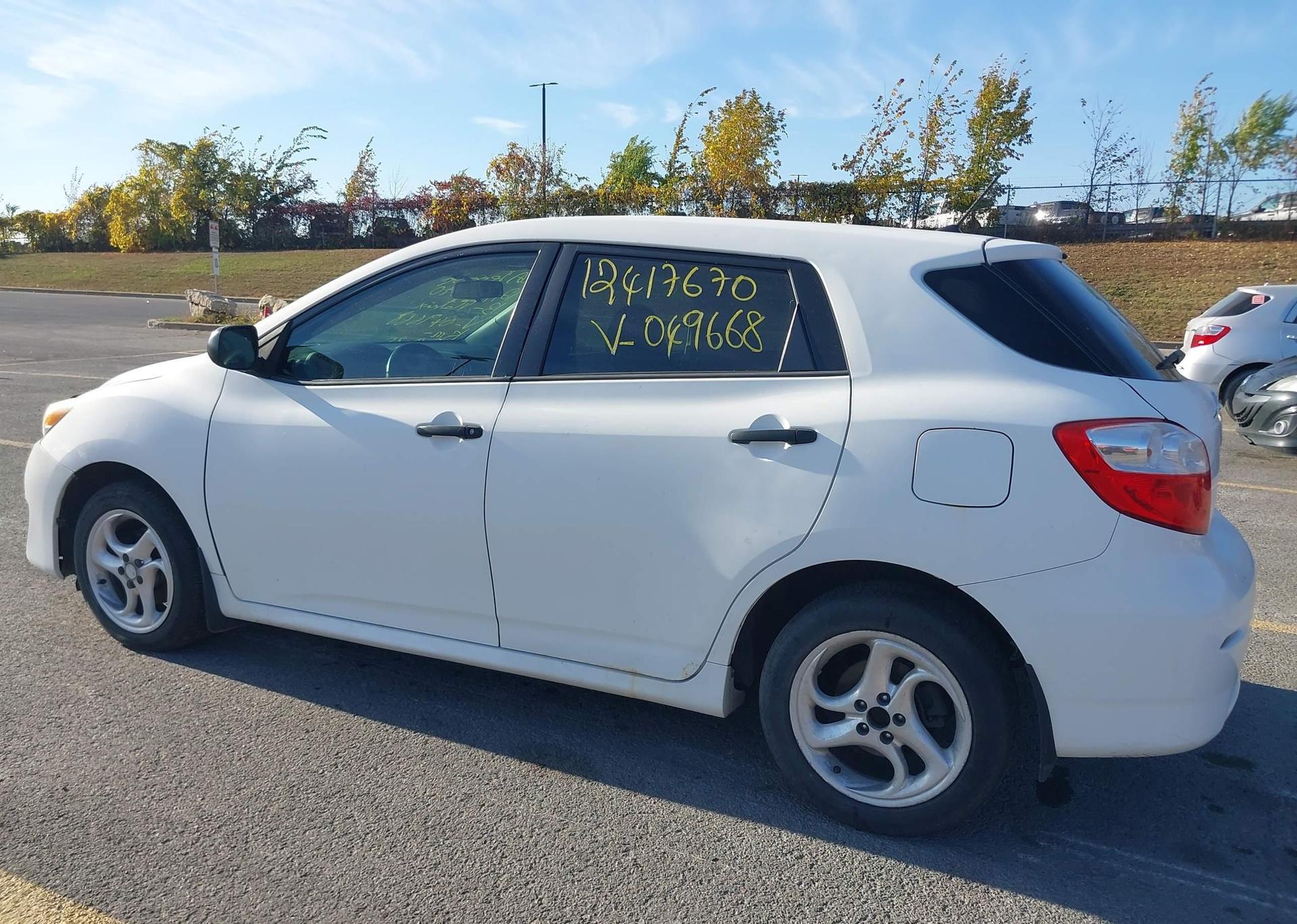 2013 TOYOTA MATRIX