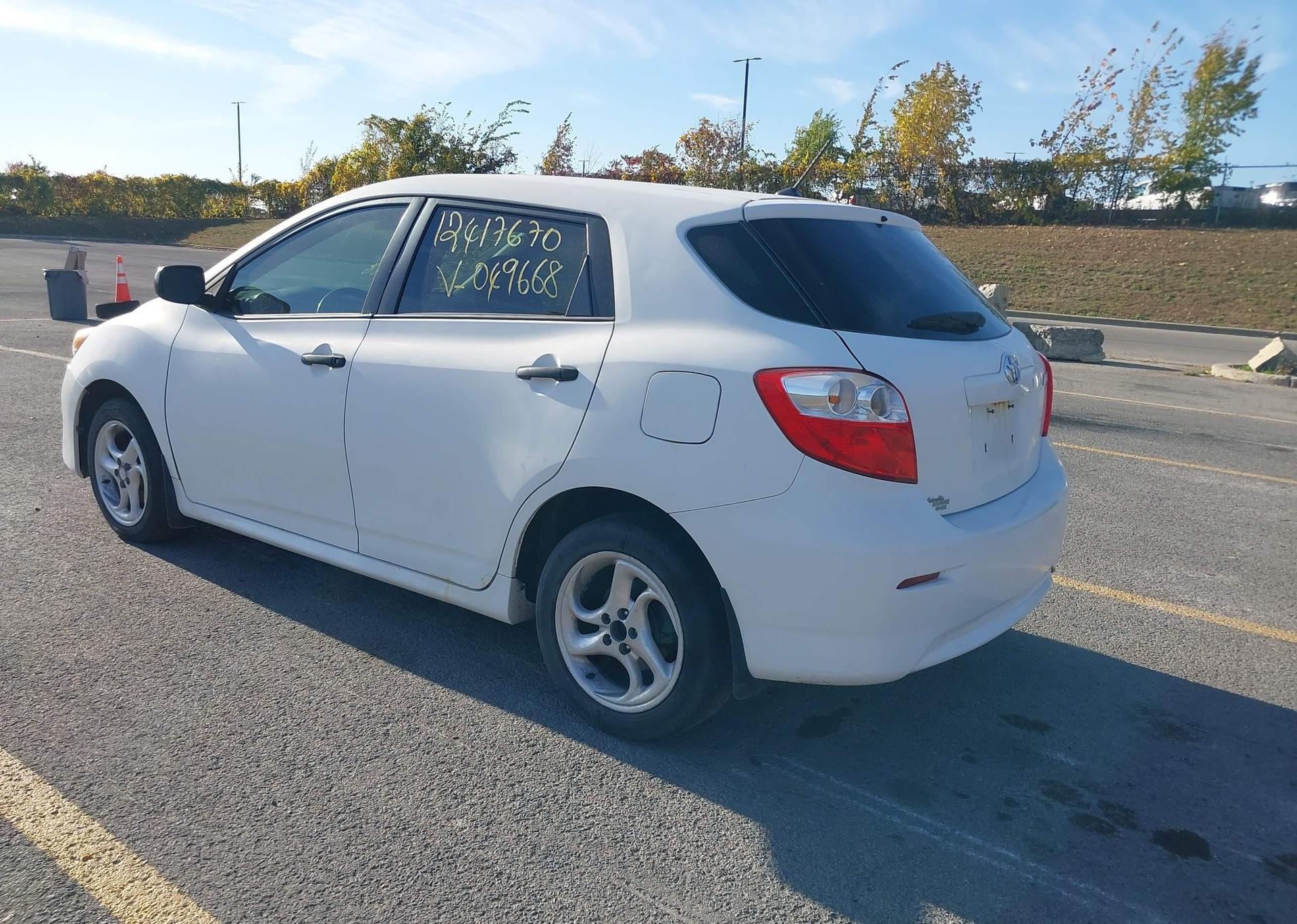 2013 TOYOTA MATRIX