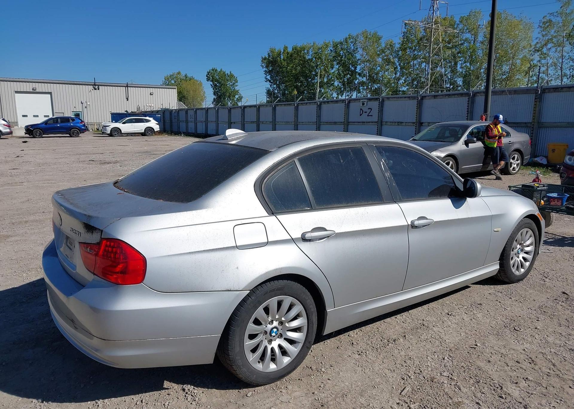 2009 BMW 323 I