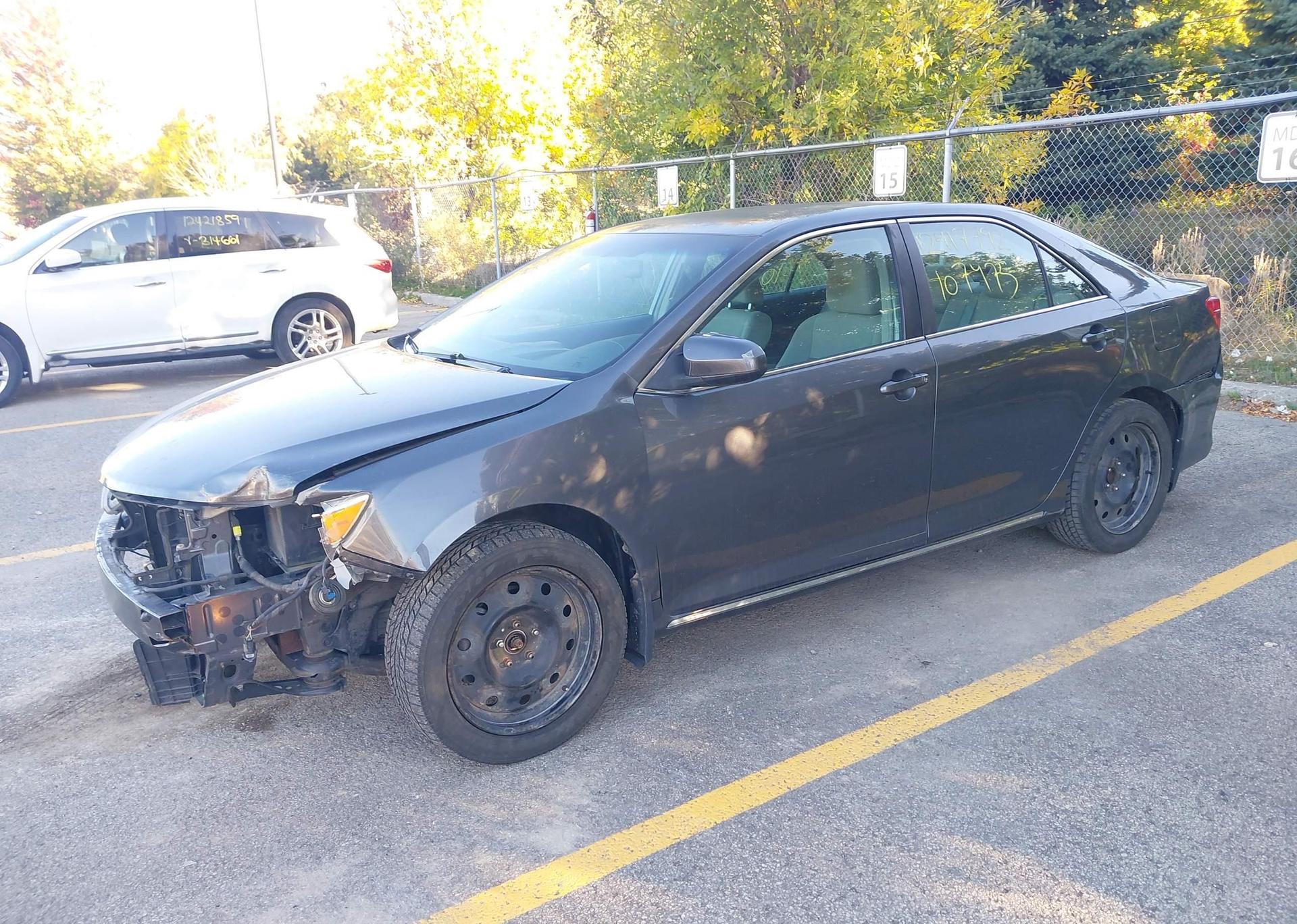 2012 TOYOTA CAMRY LE