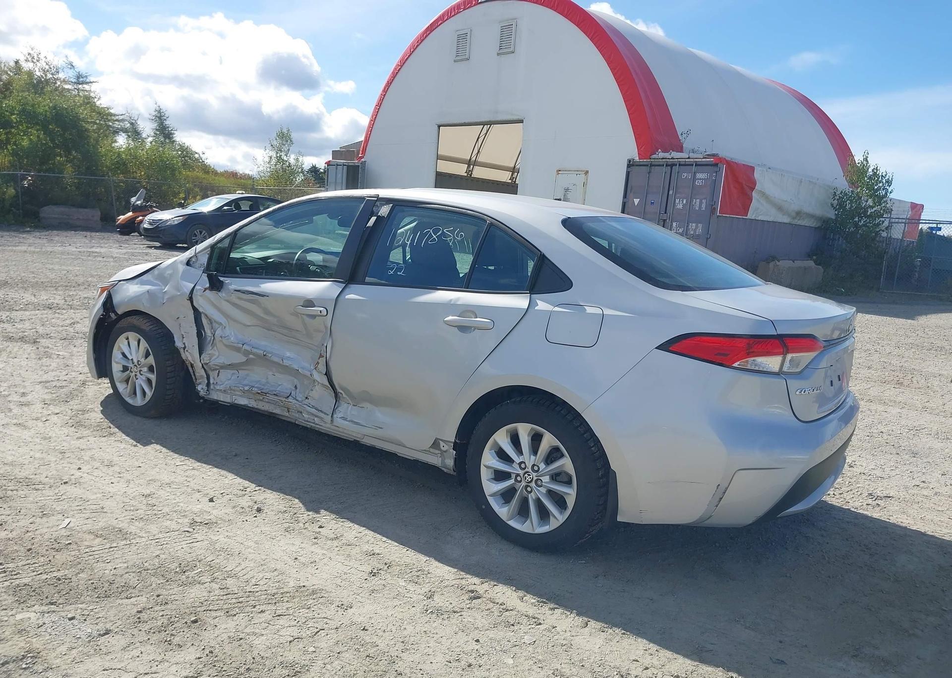 2022 TOYOTA COROLLA LE